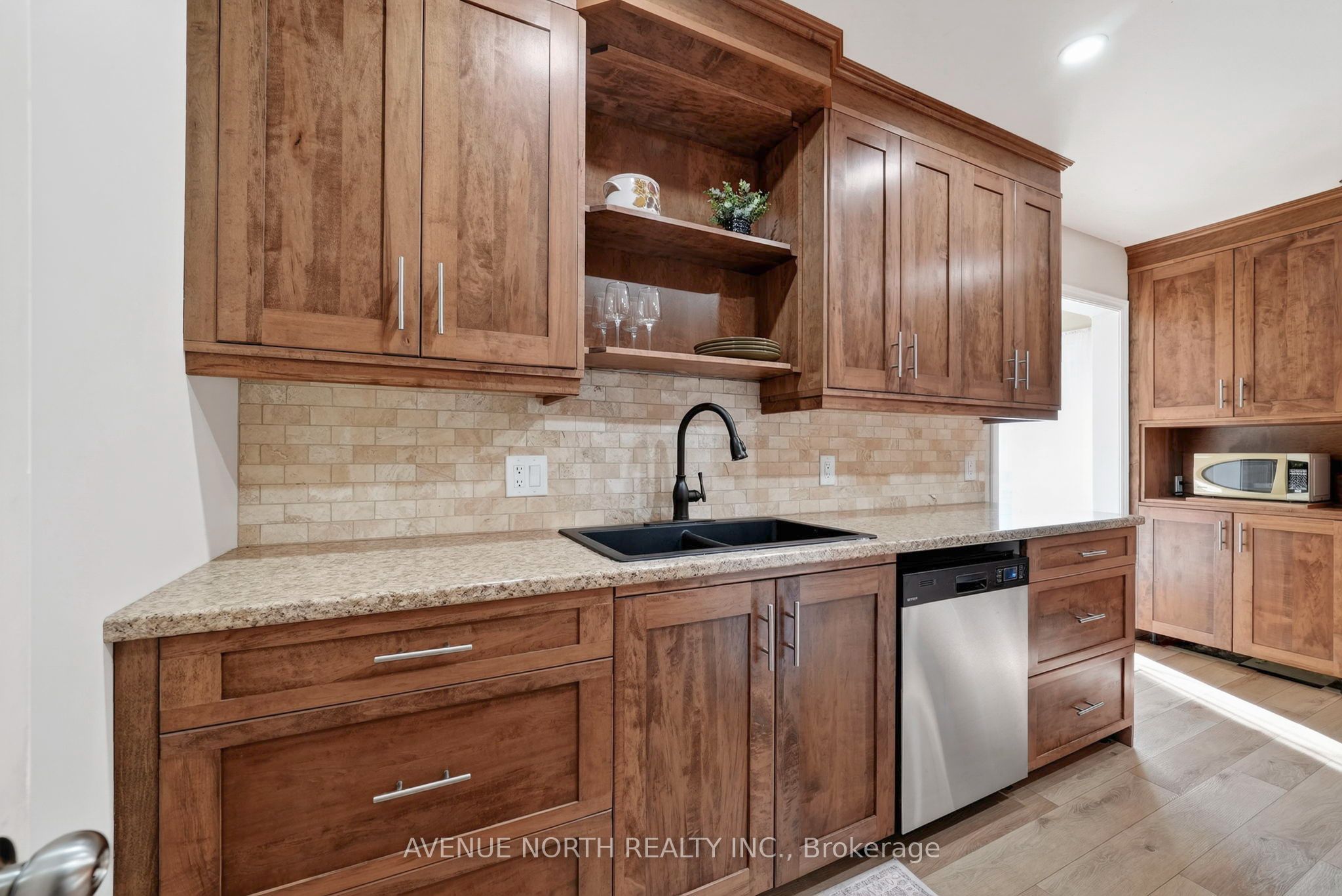 514 Rivier Place Property Photo 8