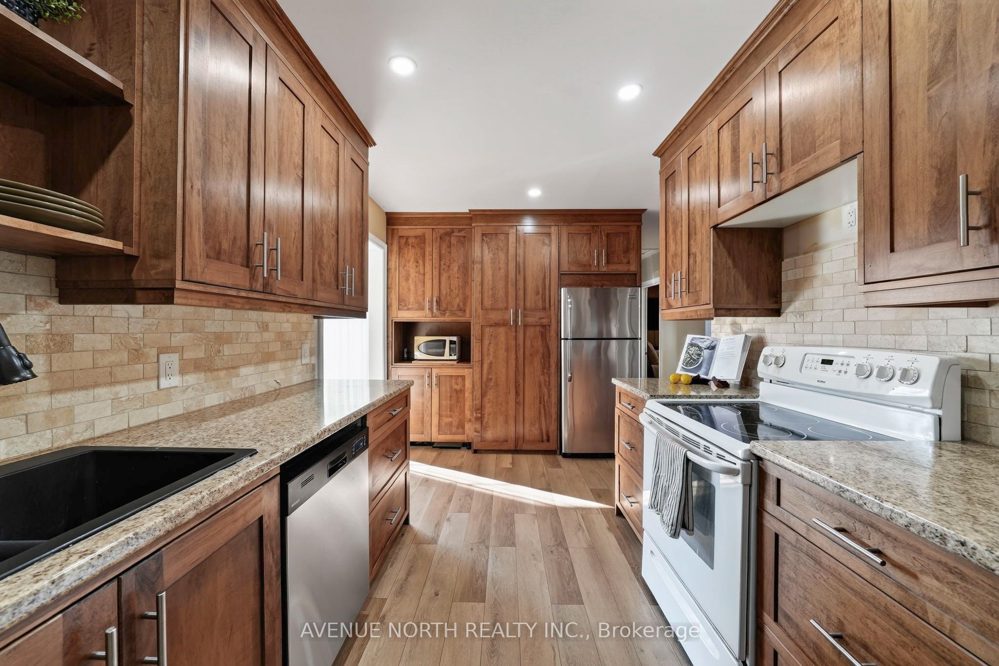 514 Rivier Place Property Photo 9
