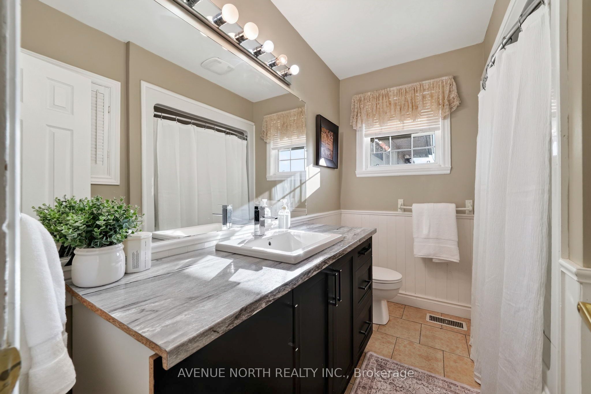 514 Rivier Place Property Photo 20