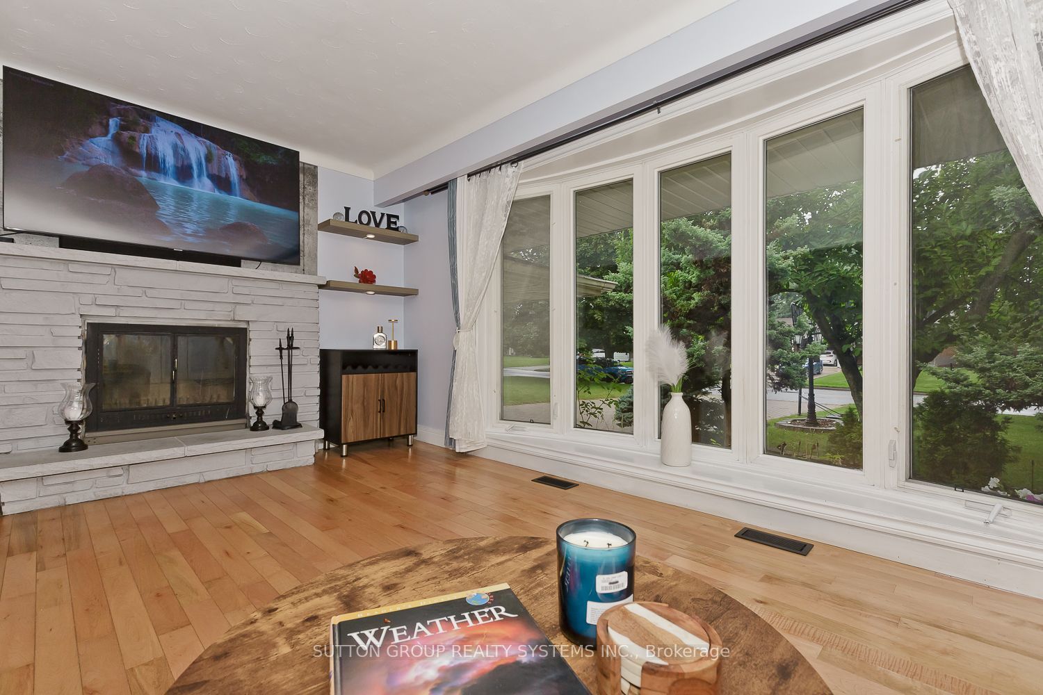 55 Richelieu Drive Property Photo 10