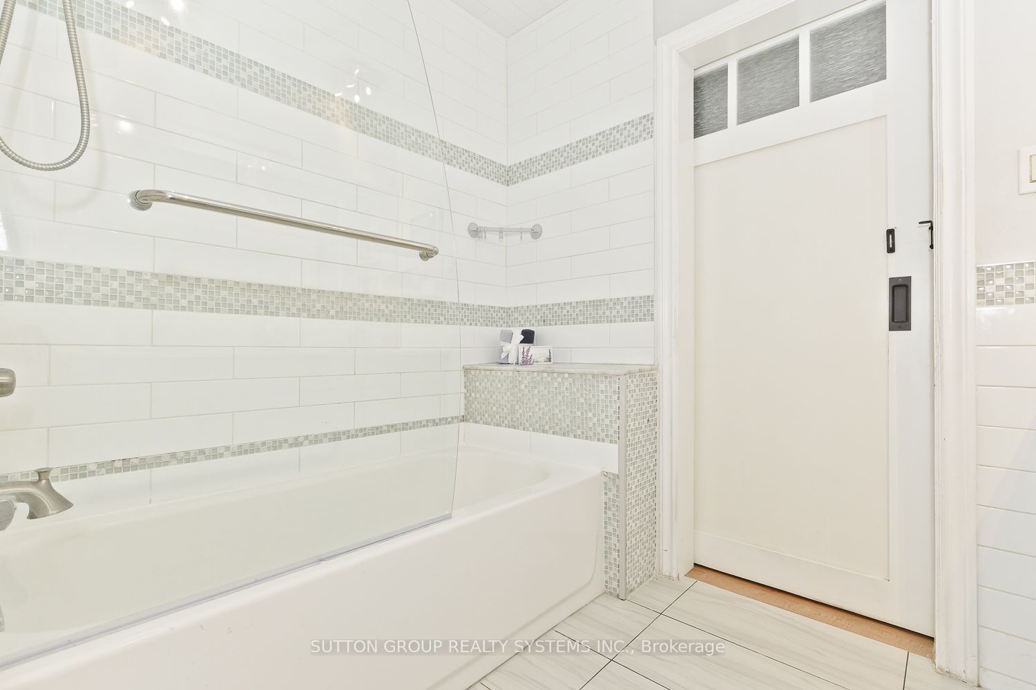 55 Richelieu Drive Property Photo 25