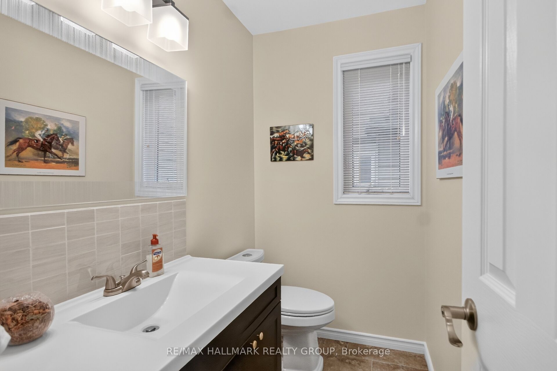 12 Ready Way Property Photo 4