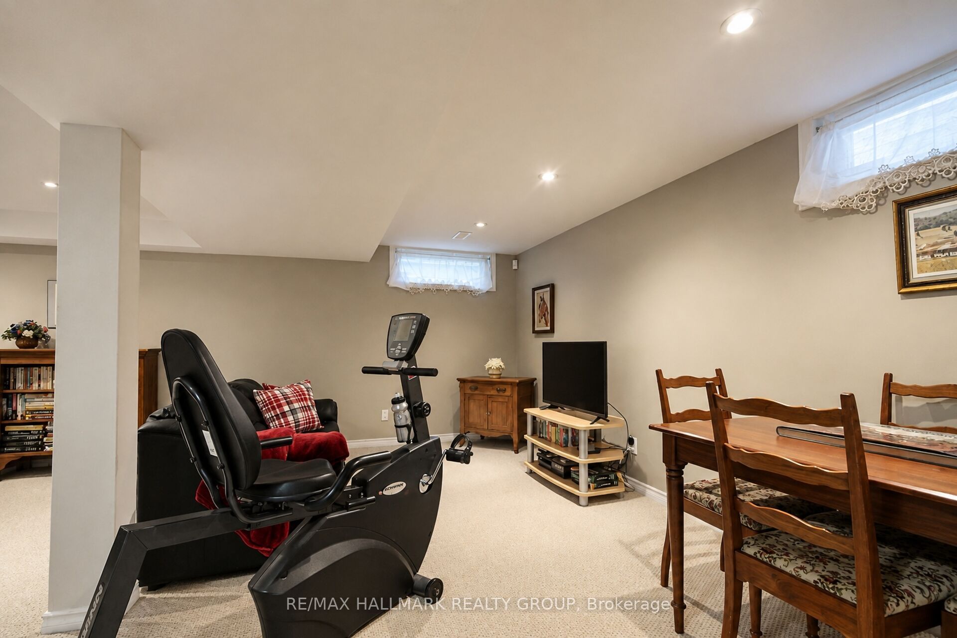 12 Ready Way Property Photo 34
