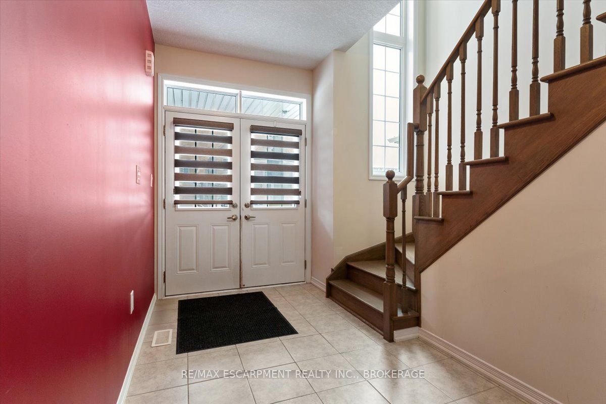 13 Steven Drive Property Photo 6