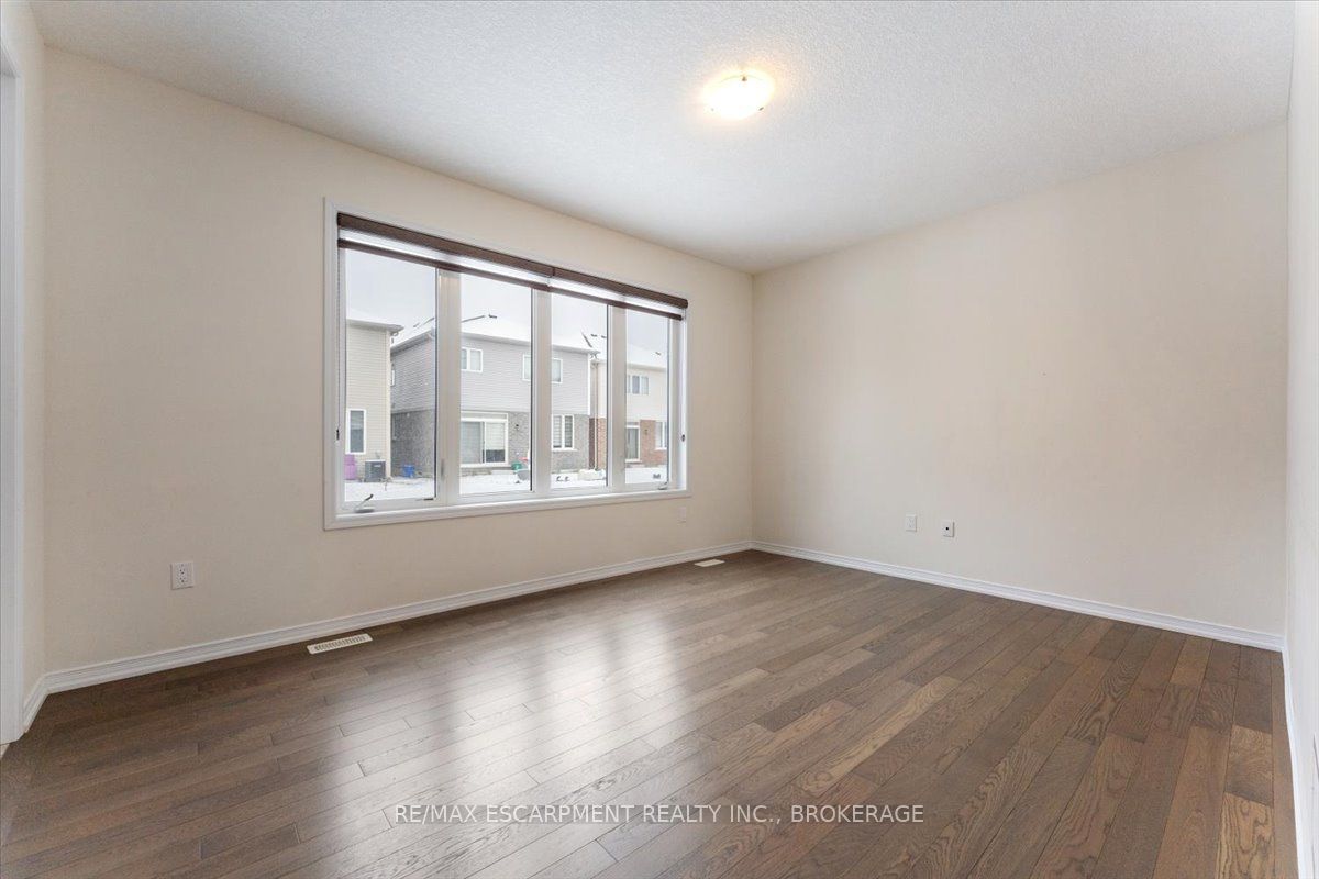 13 Steven Drive Property Photo 9