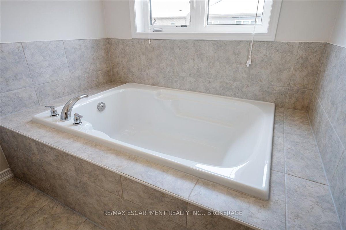 13 Steven Drive Property Photo 31
