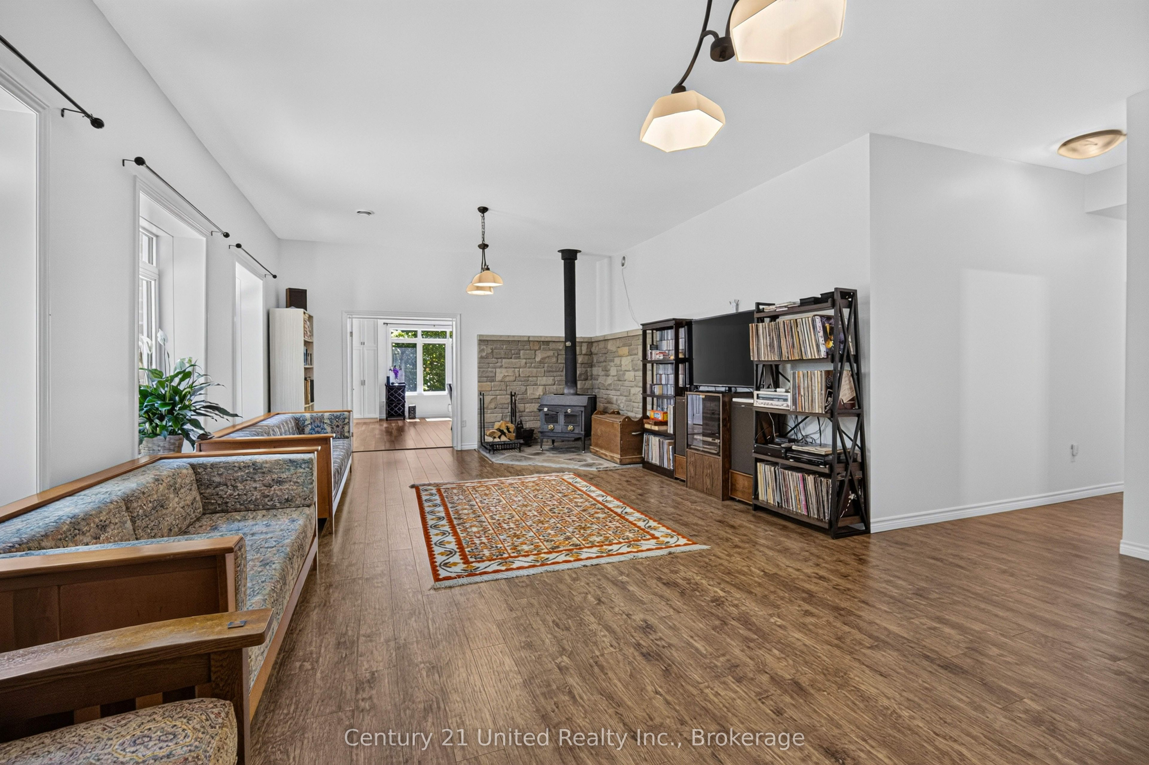 15 Library Road Property Photo 6