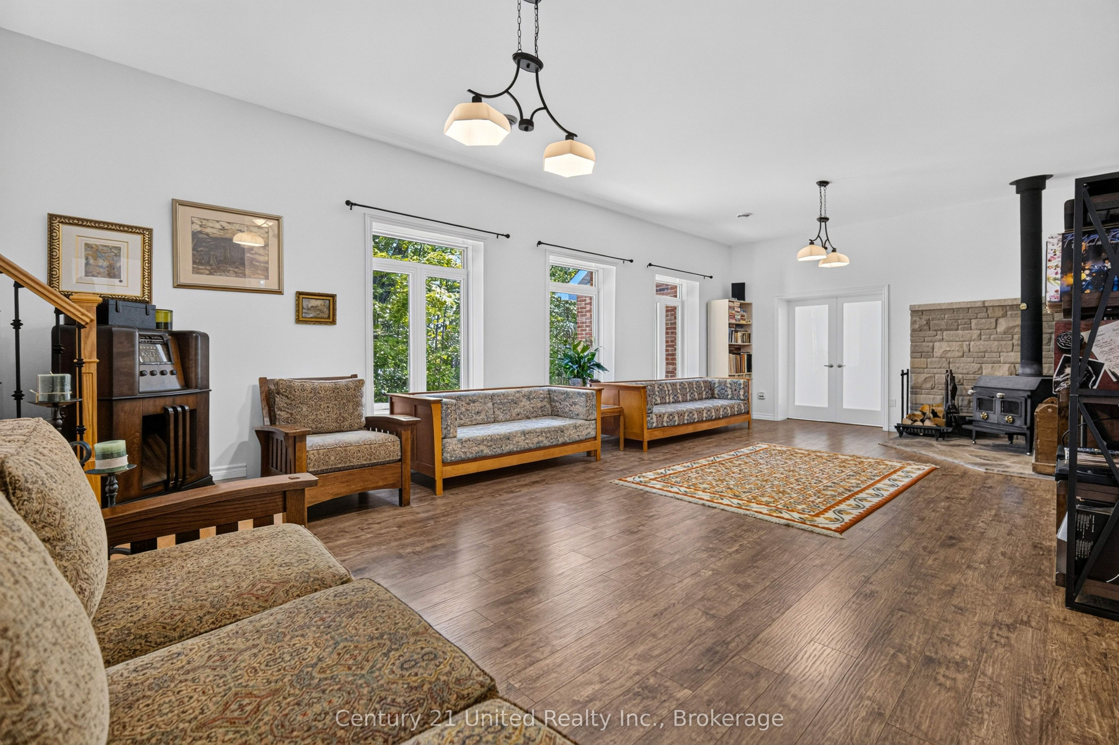 15 Library Road Property Photo 7