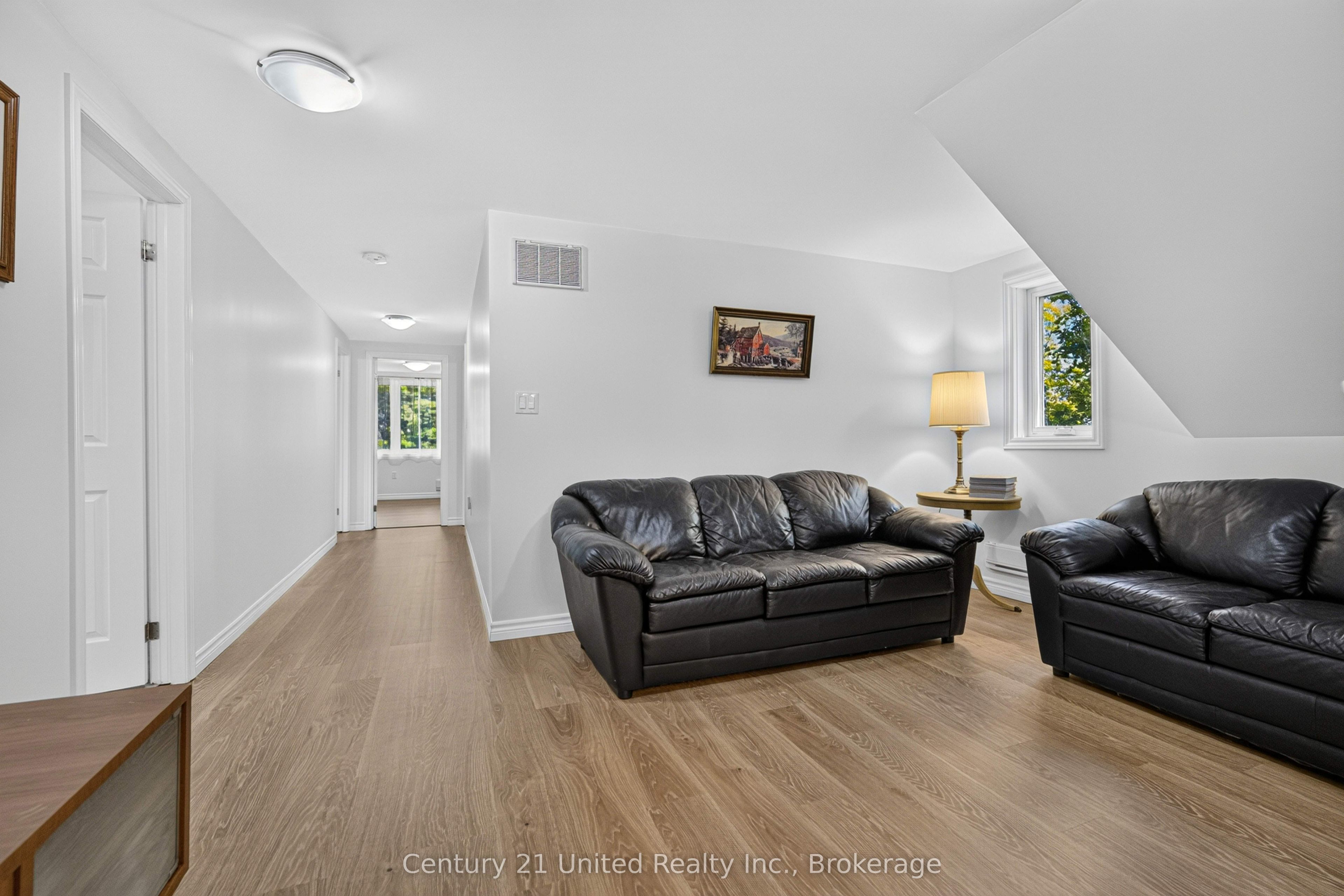 15 Library Road Property Photo 26