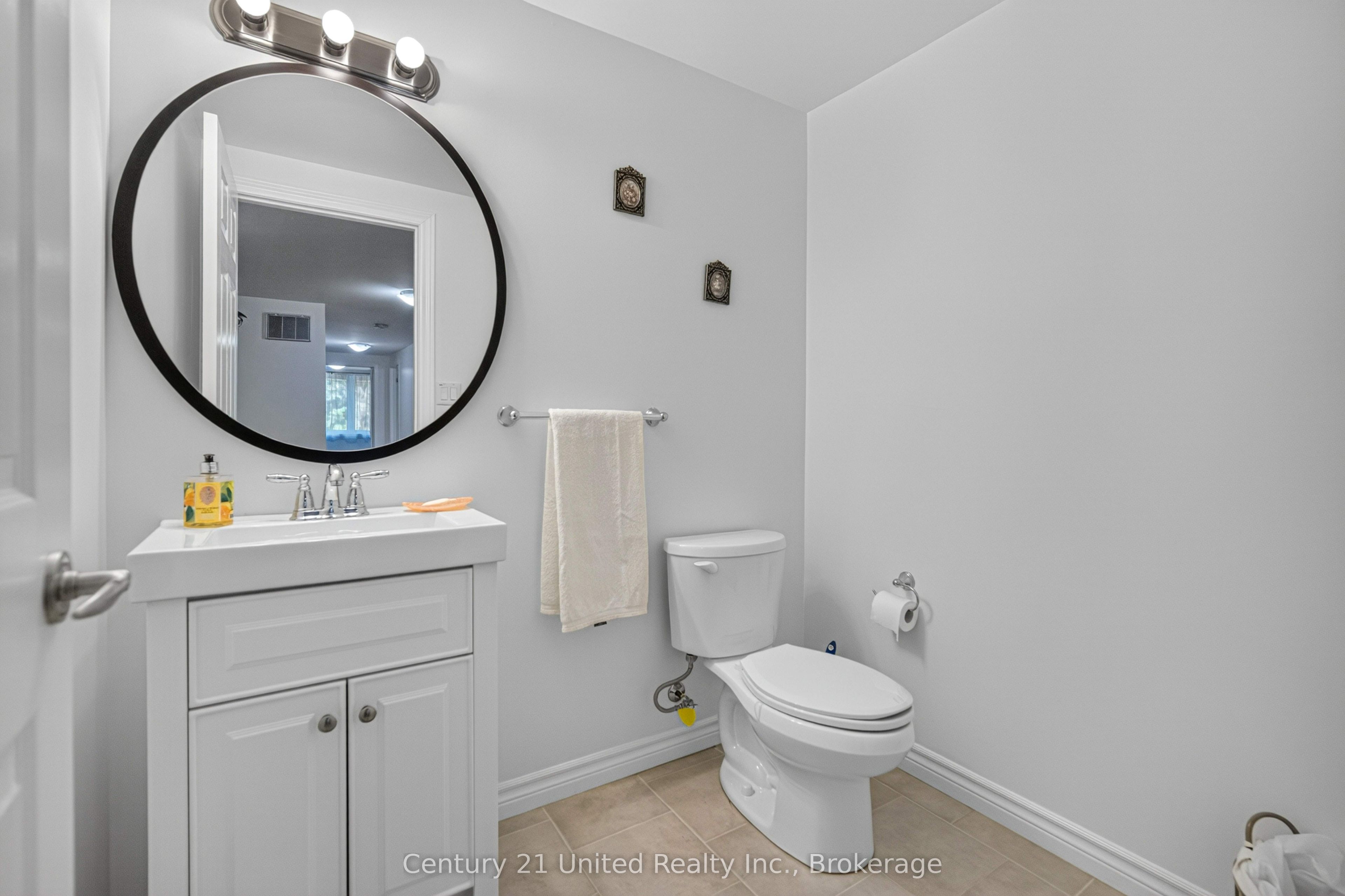 15 Library Road Property Photo 27
