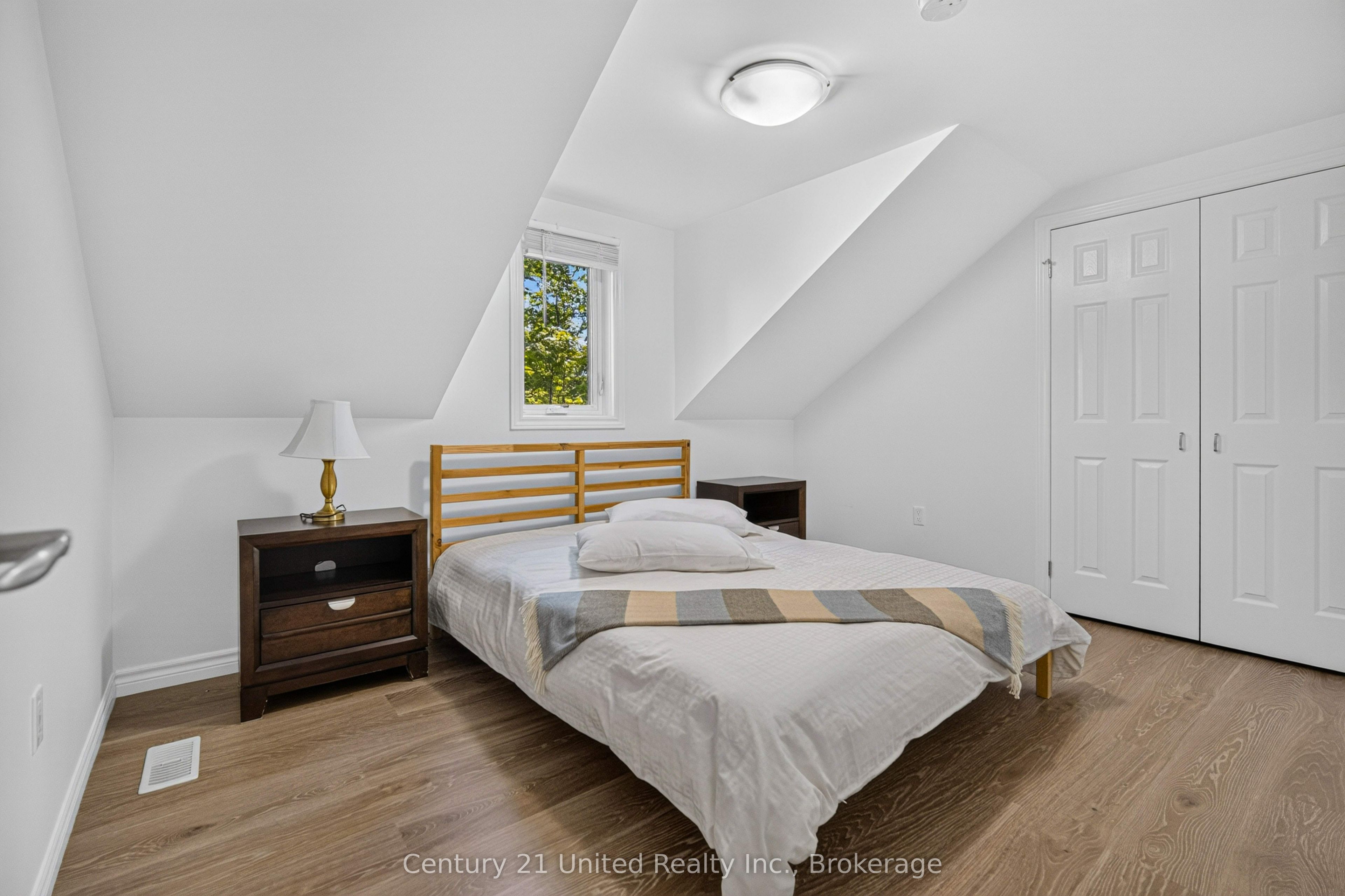 15 Library Road Property Photo 31