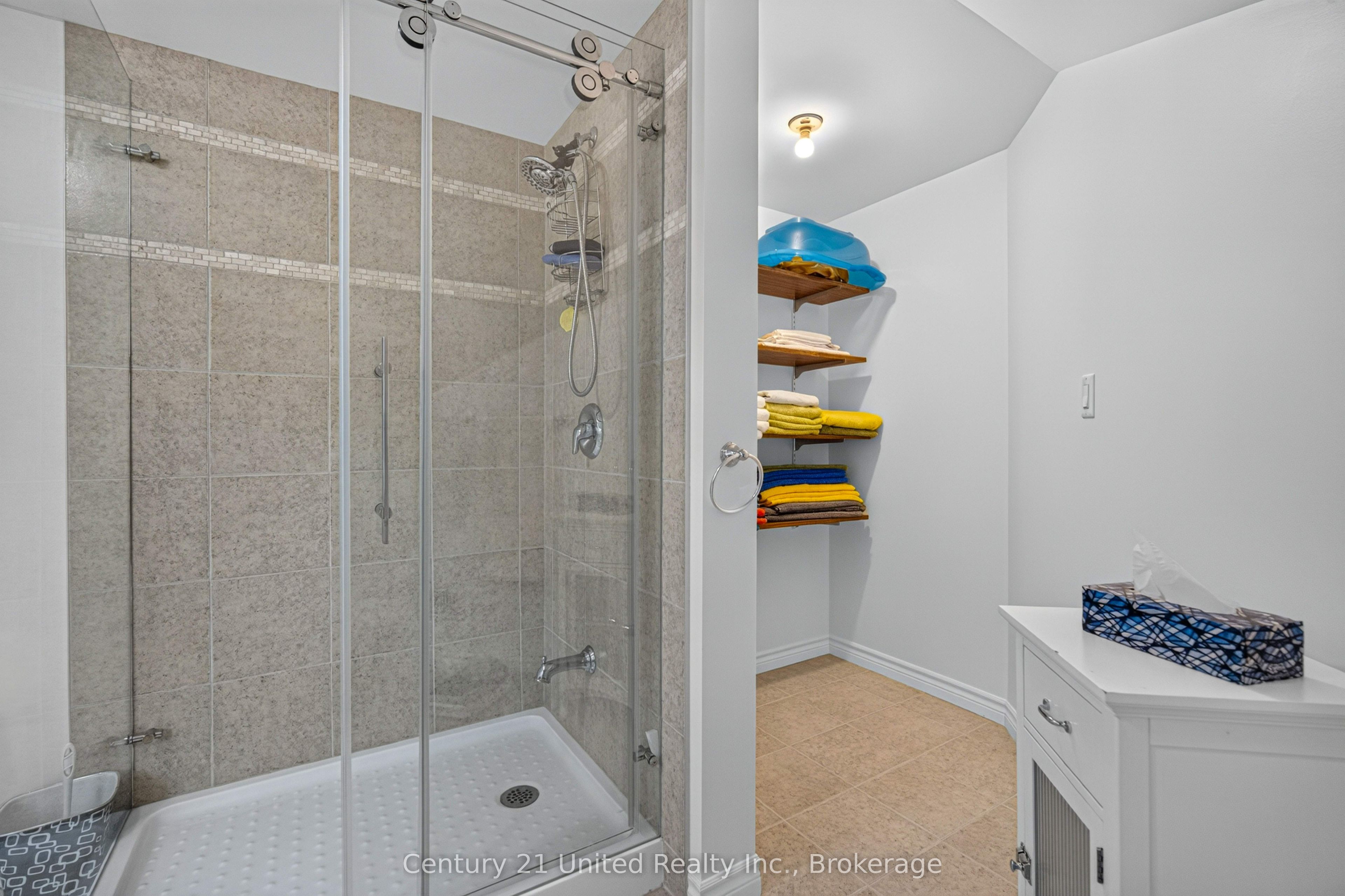 15 Library Road Property Photo 33