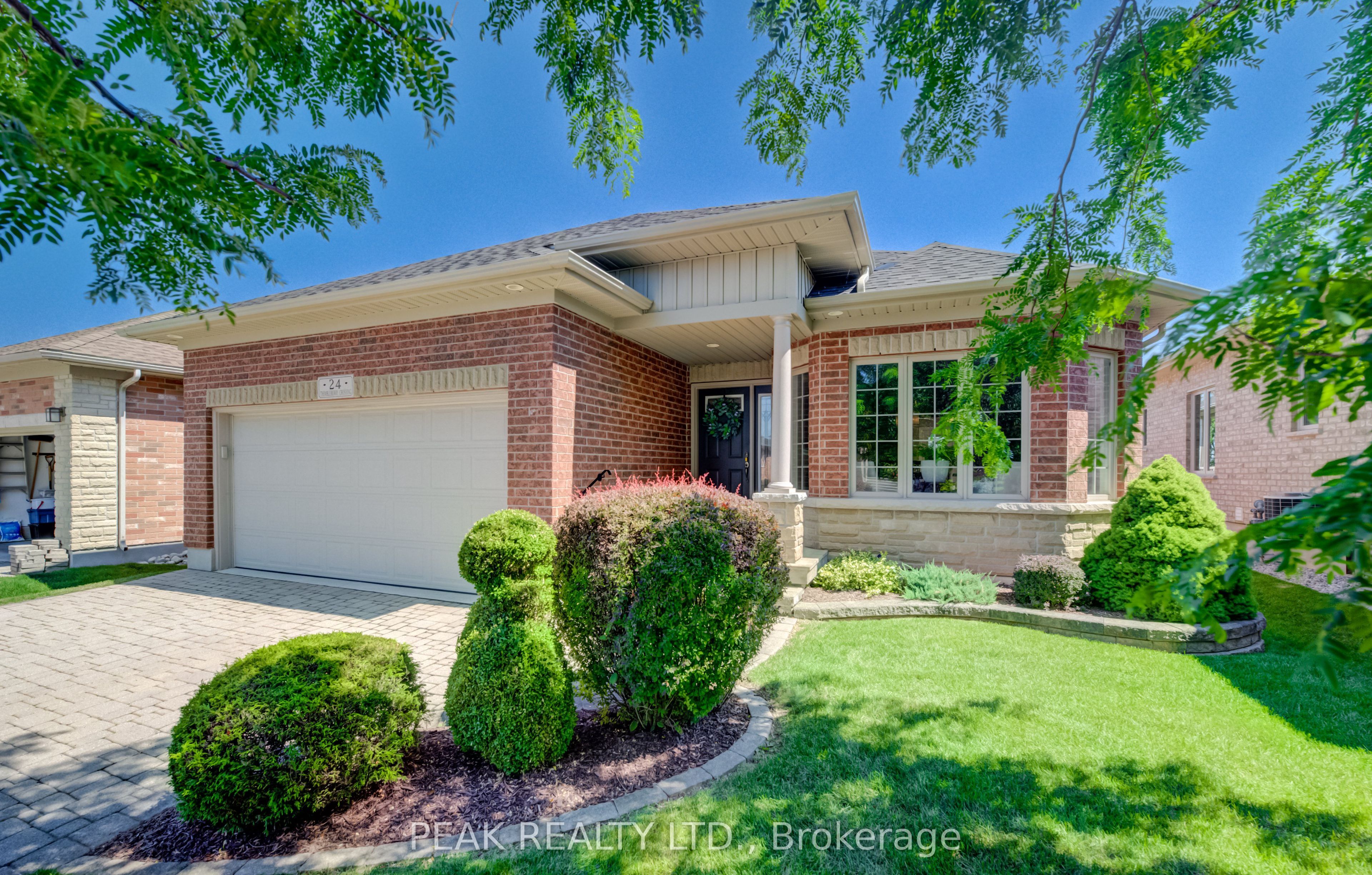 24 Thimbleberry Crossing Property Photo 1