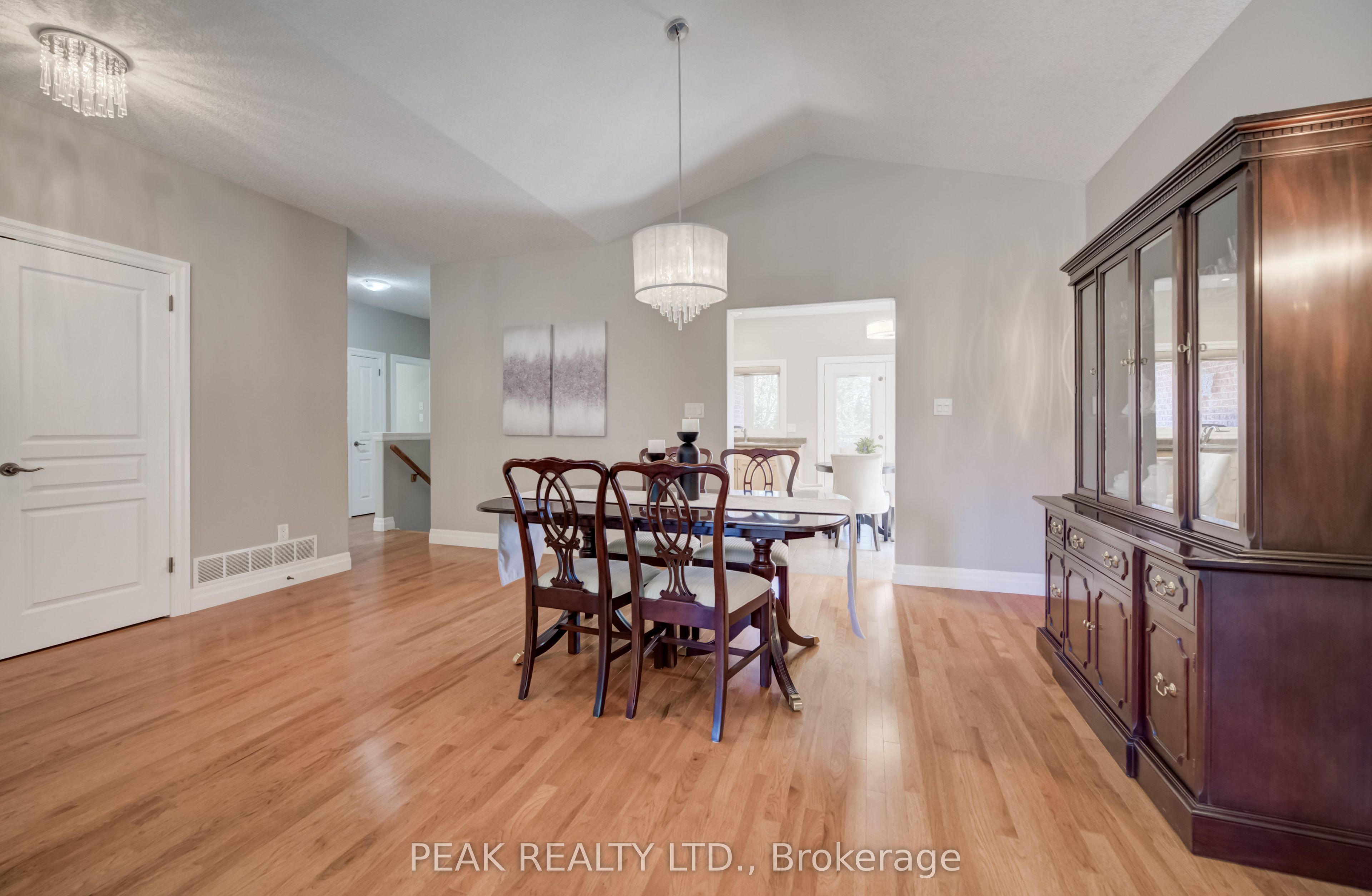24 Thimbleberry Crossing Property Photo 10