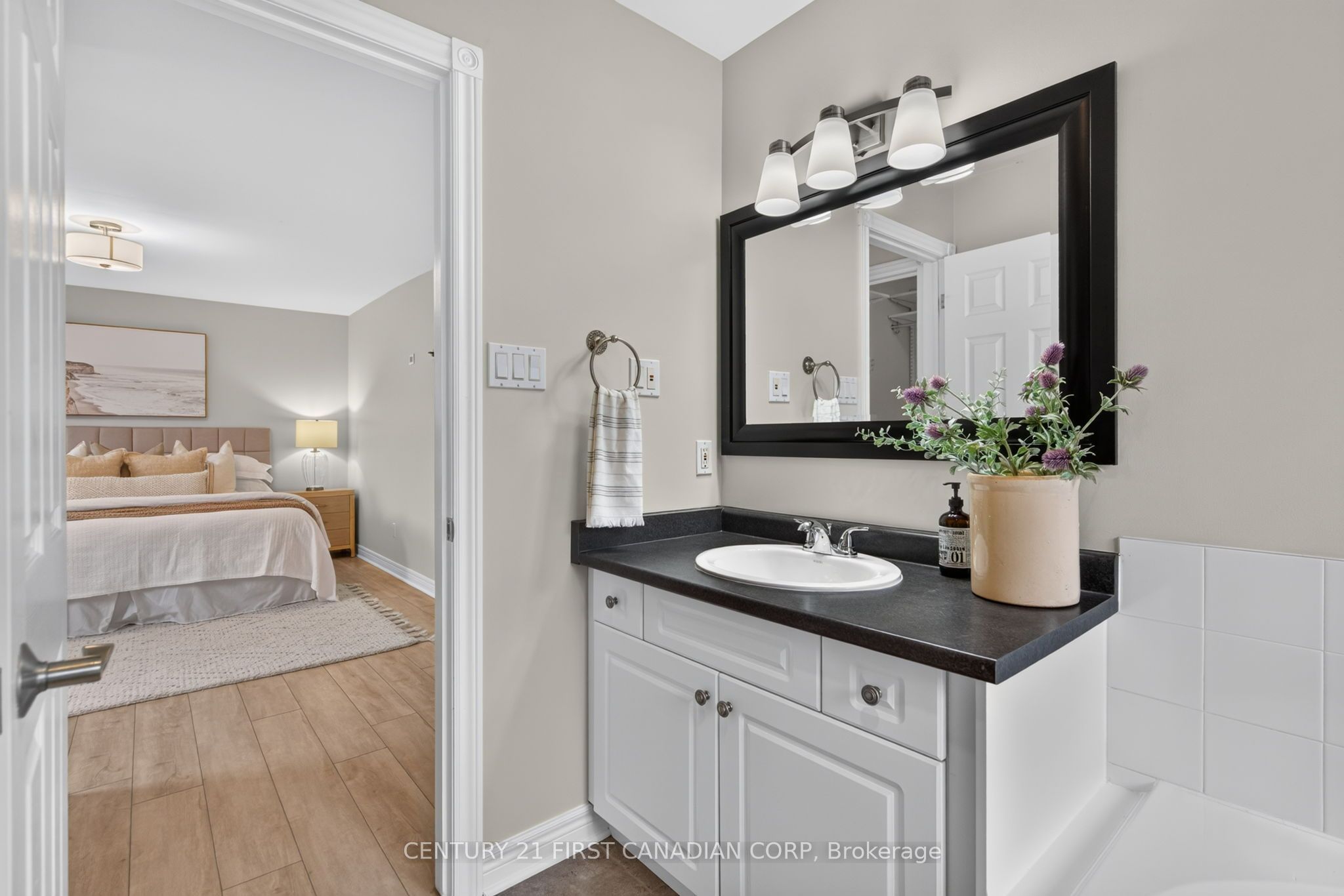 1027 Manchester Road Property Photo 22