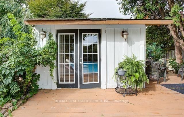 134 Kitchener Road Property Photo 8