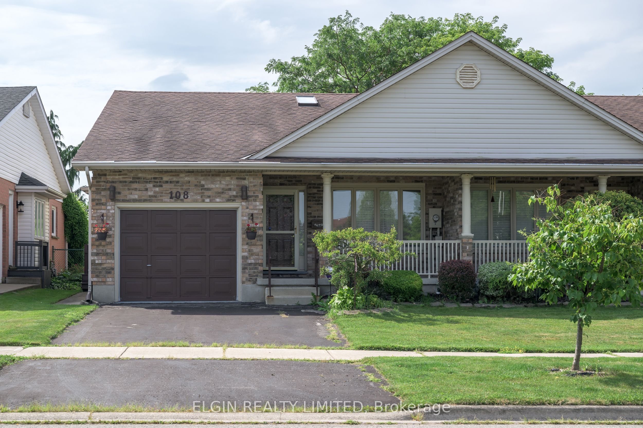 108 Manor Road Property Photo 1