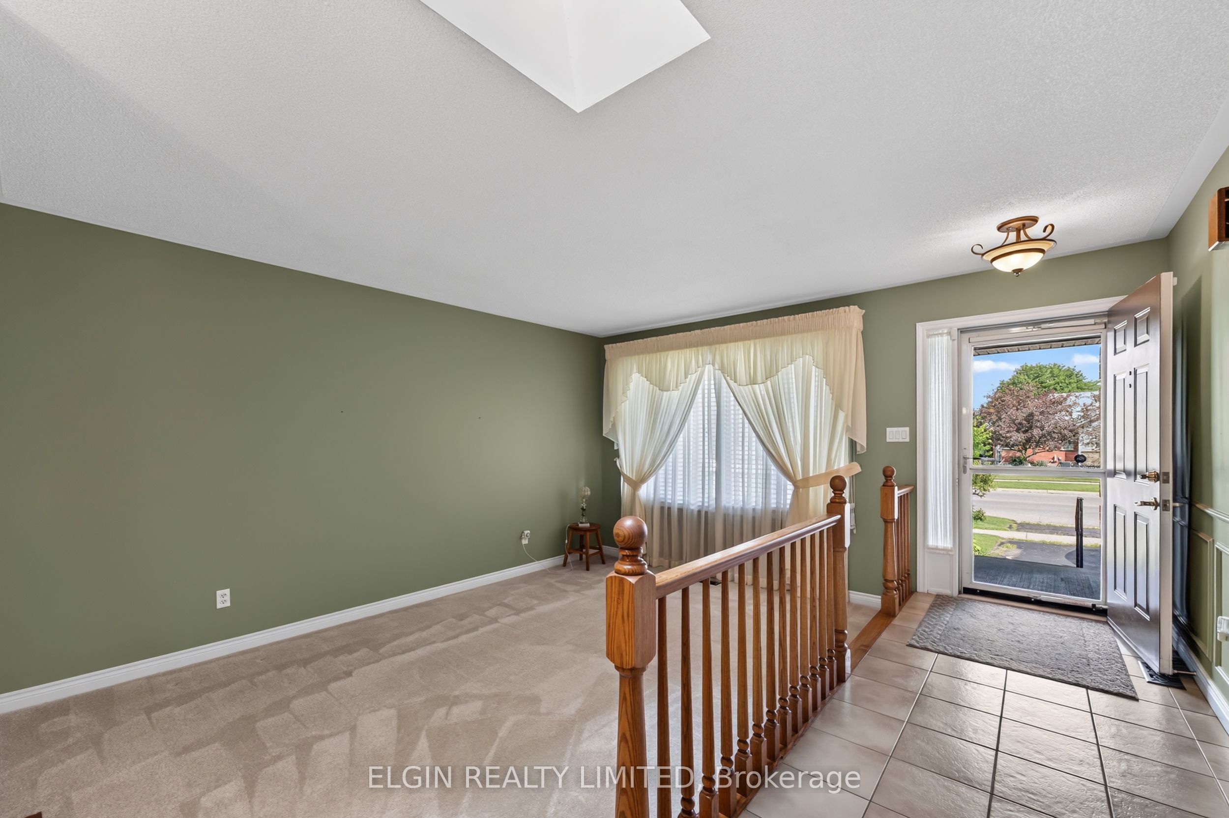 108 Manor Road Property Photo 4