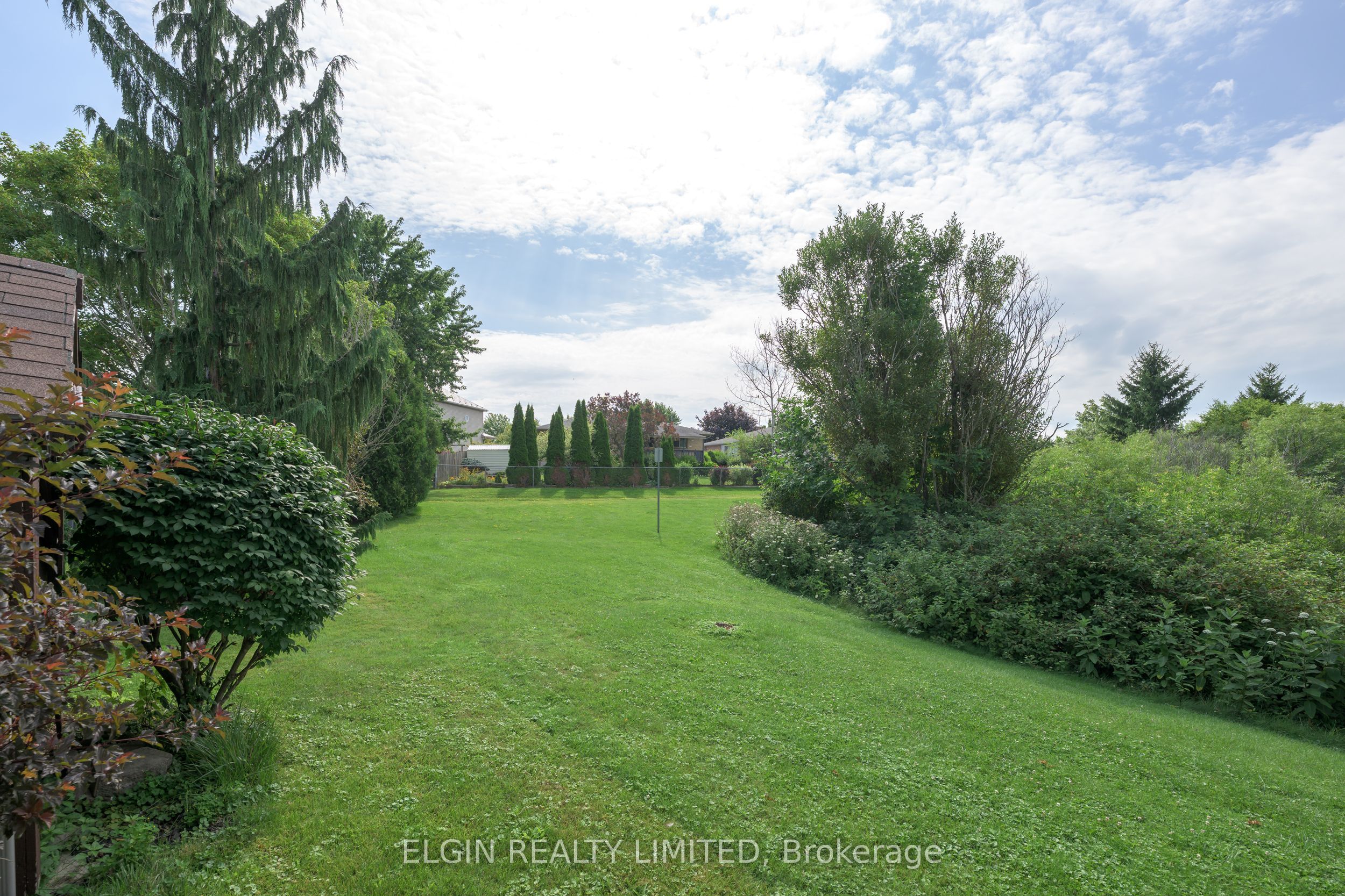 108 Manor Road Property Photo 41