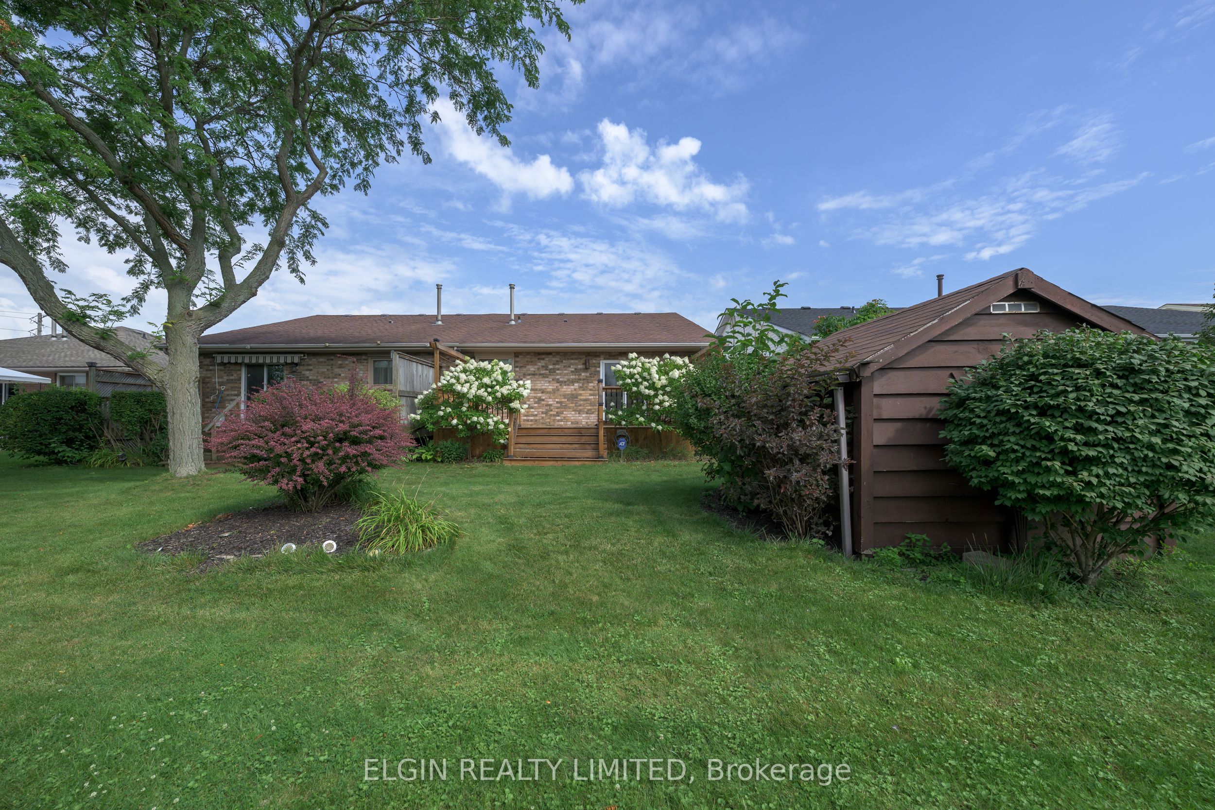 108 Manor Road Property Photo 44
