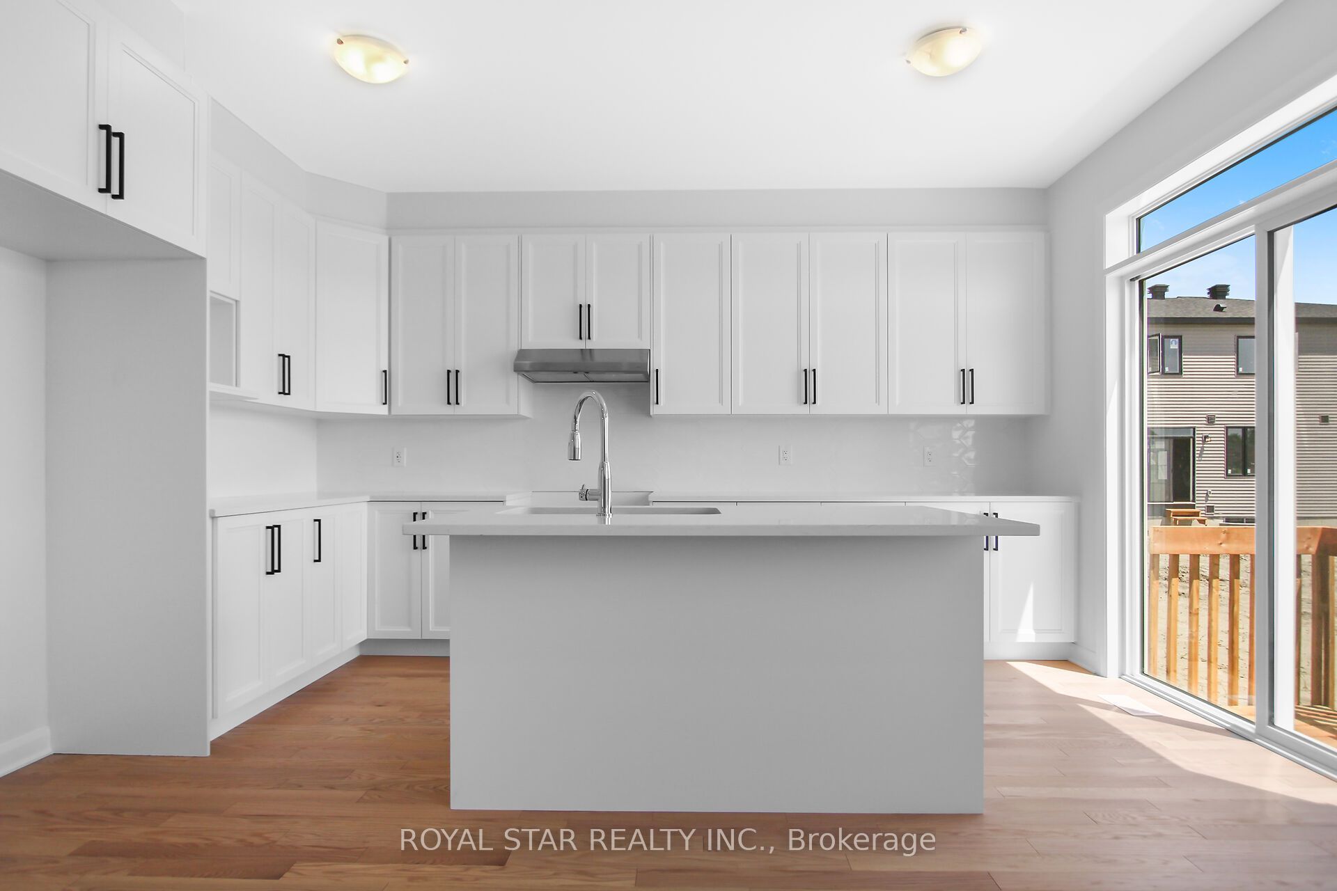 228 Elsie Macgill Walk Property Photo 14