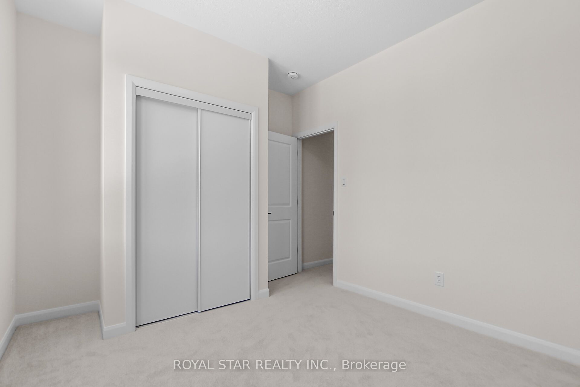 228 Elsie Macgill Walk Property Photo 33