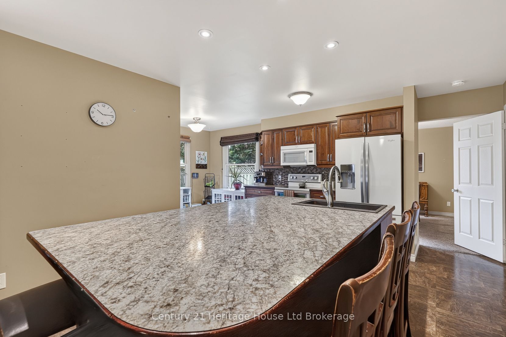 27 Sioux Crescent Property Photo 19