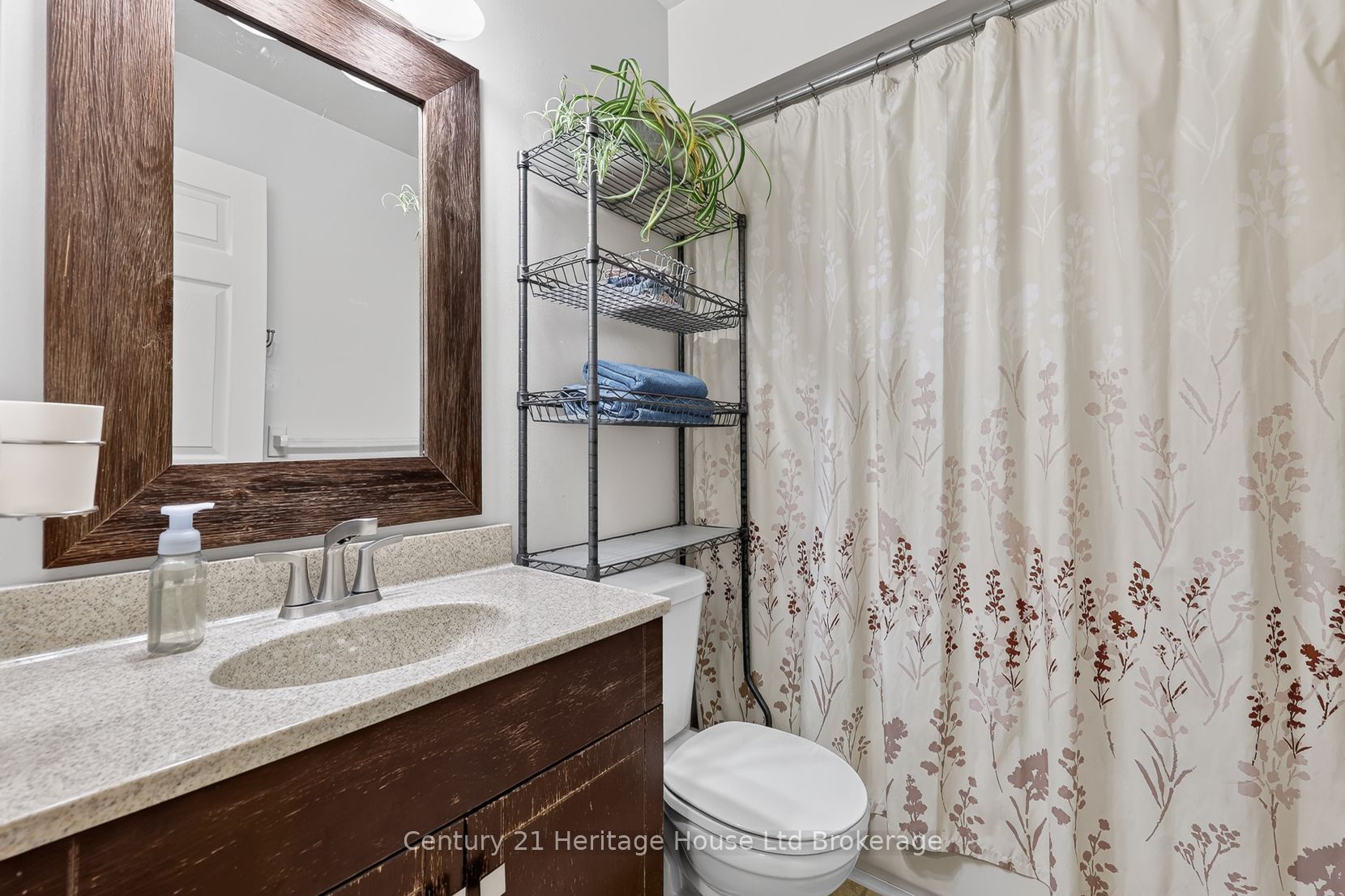 27 Sioux Crescent Property Photo 30