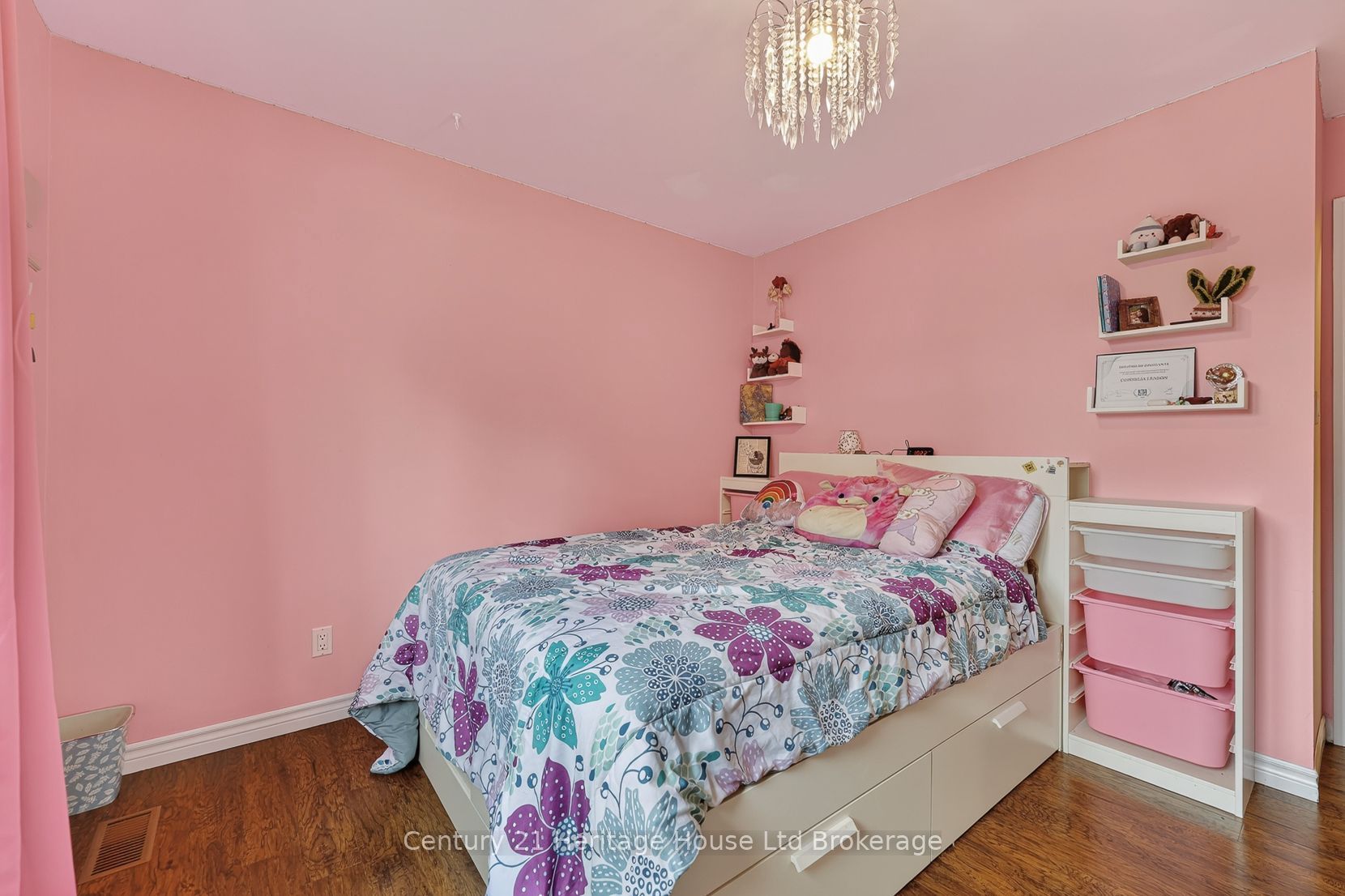 27 Sioux Crescent Property Photo 32