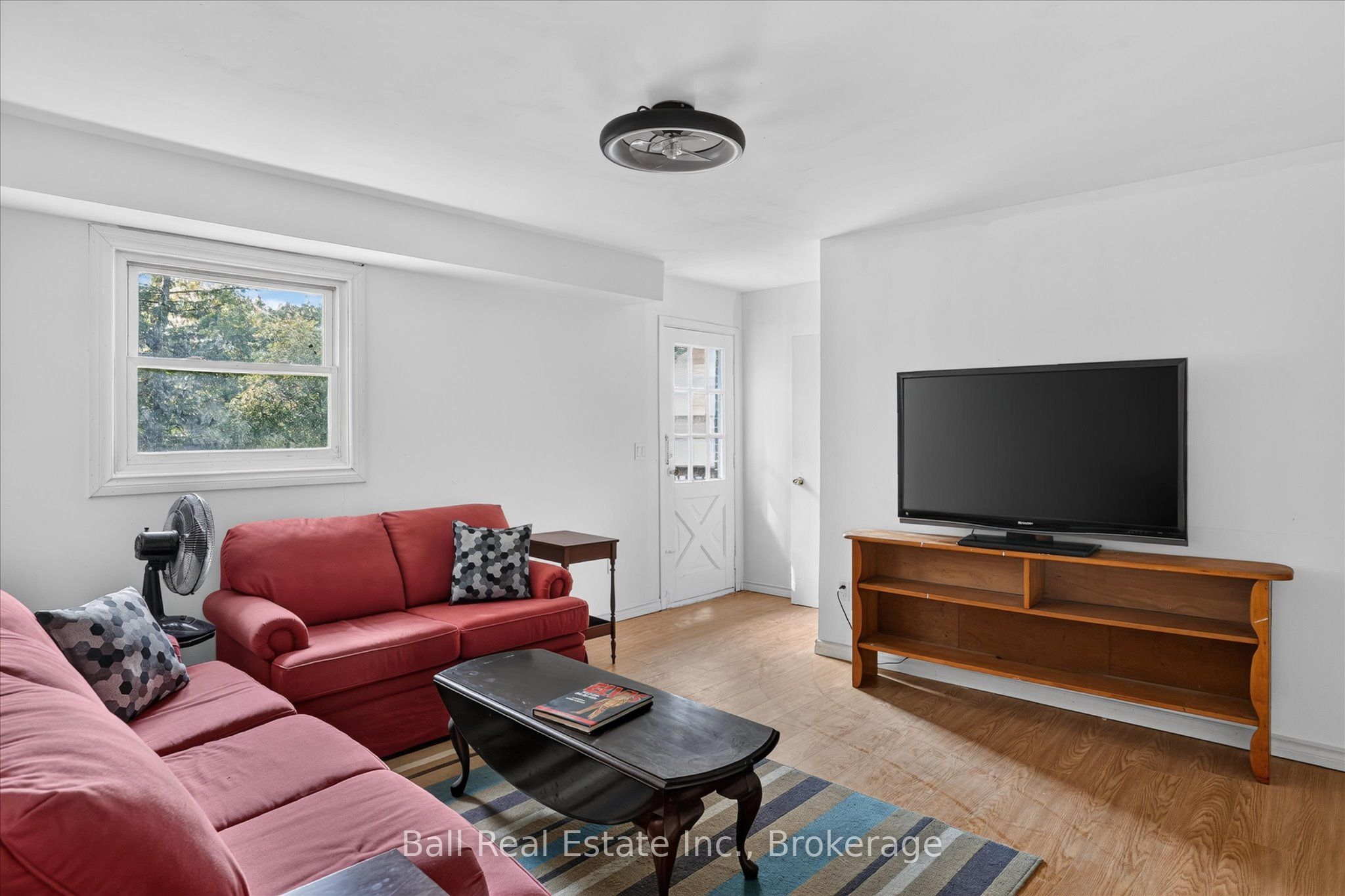 751 Ford Crescent Property Photo 16