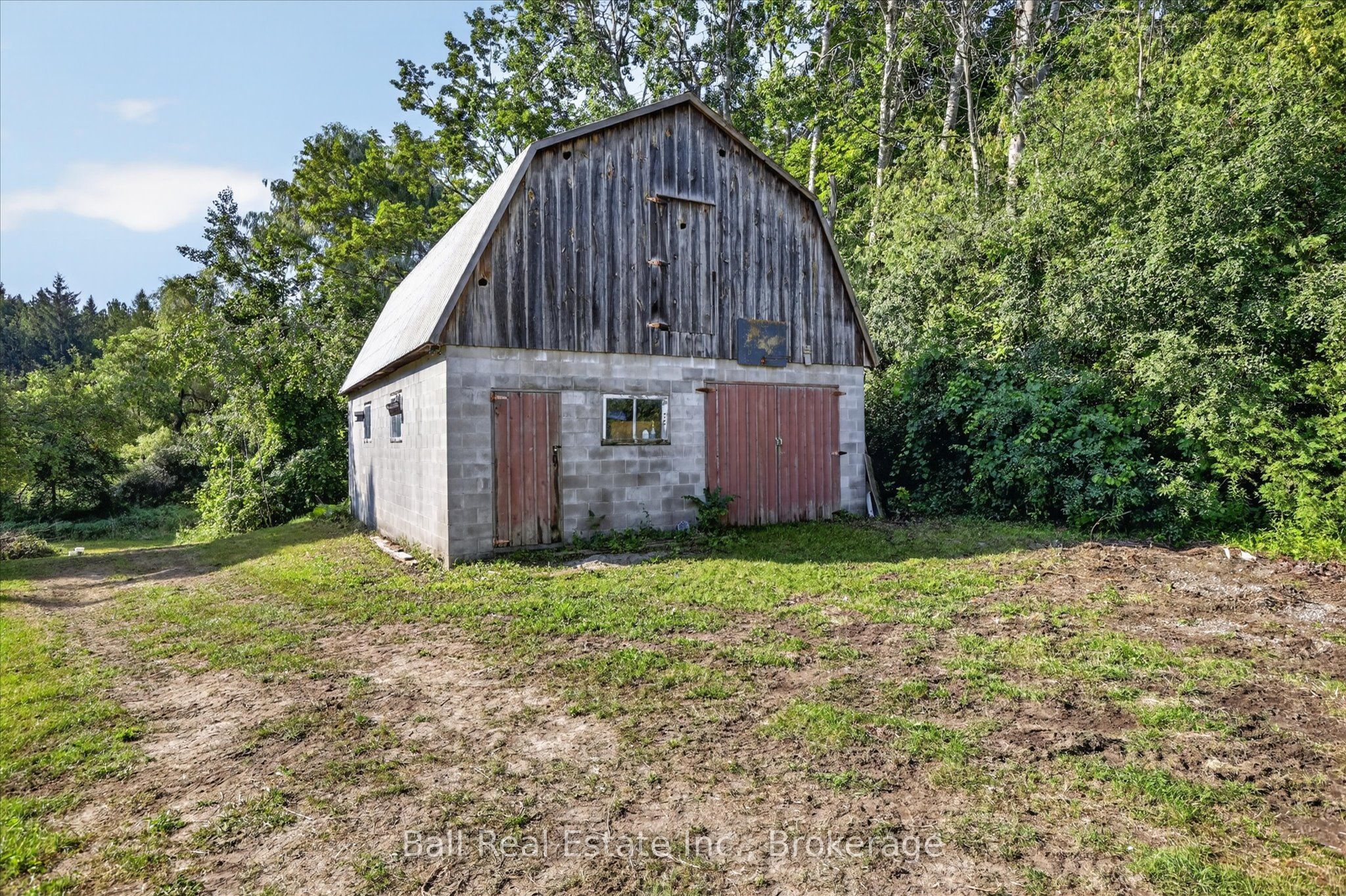 751 Ford Crescent Property Photo 38