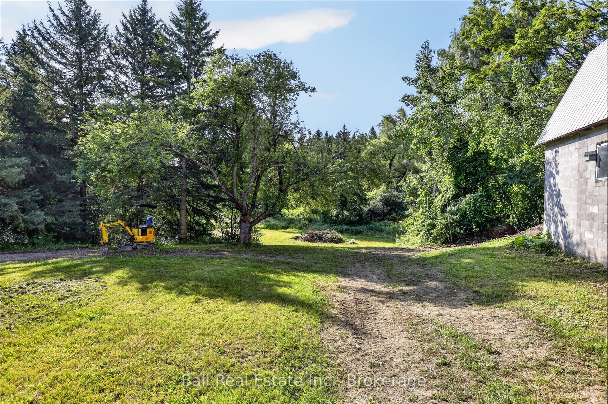 751 Ford Crescent Property Photo 40