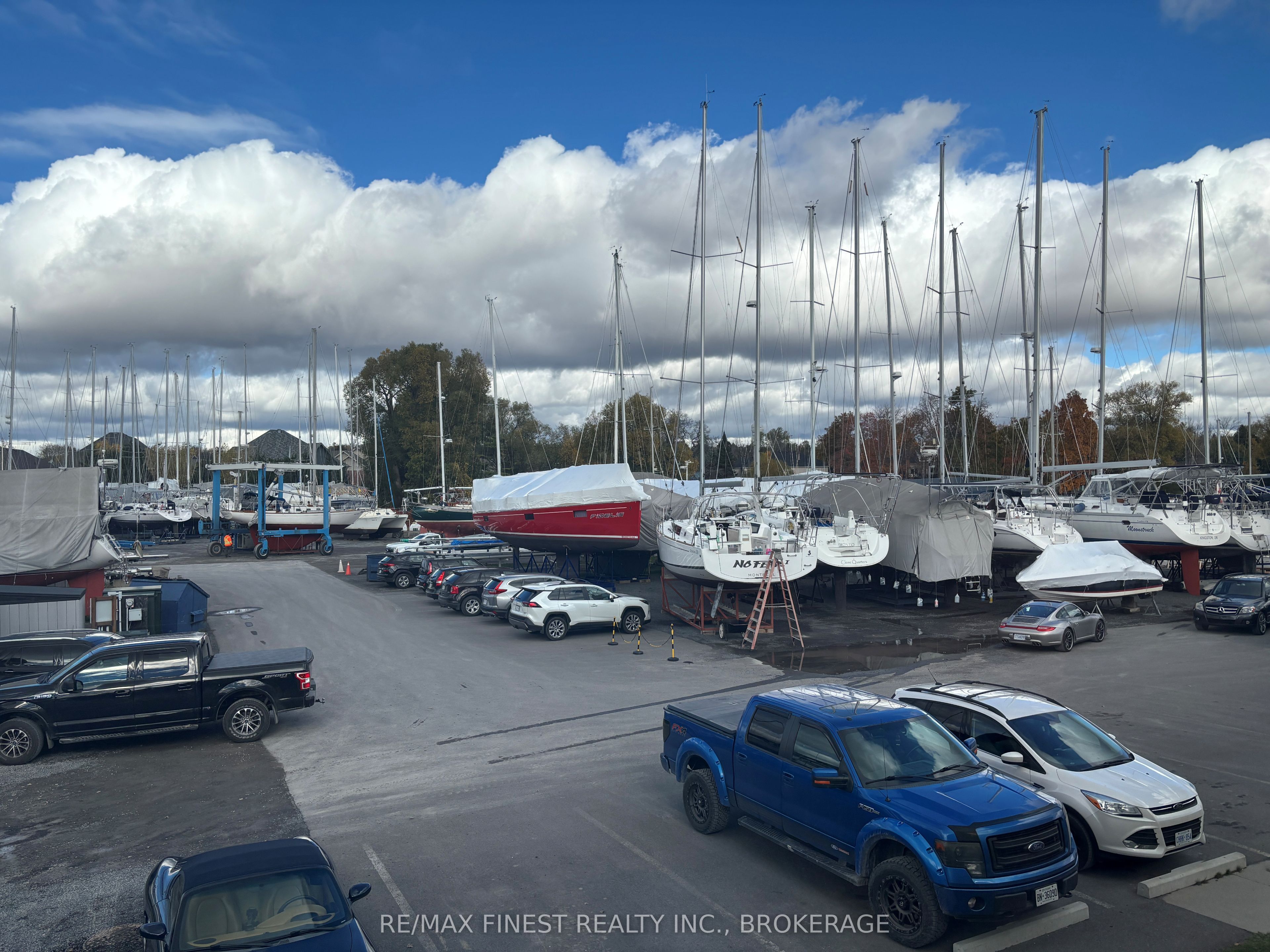 100 Bayshore Drive Property Photo 16