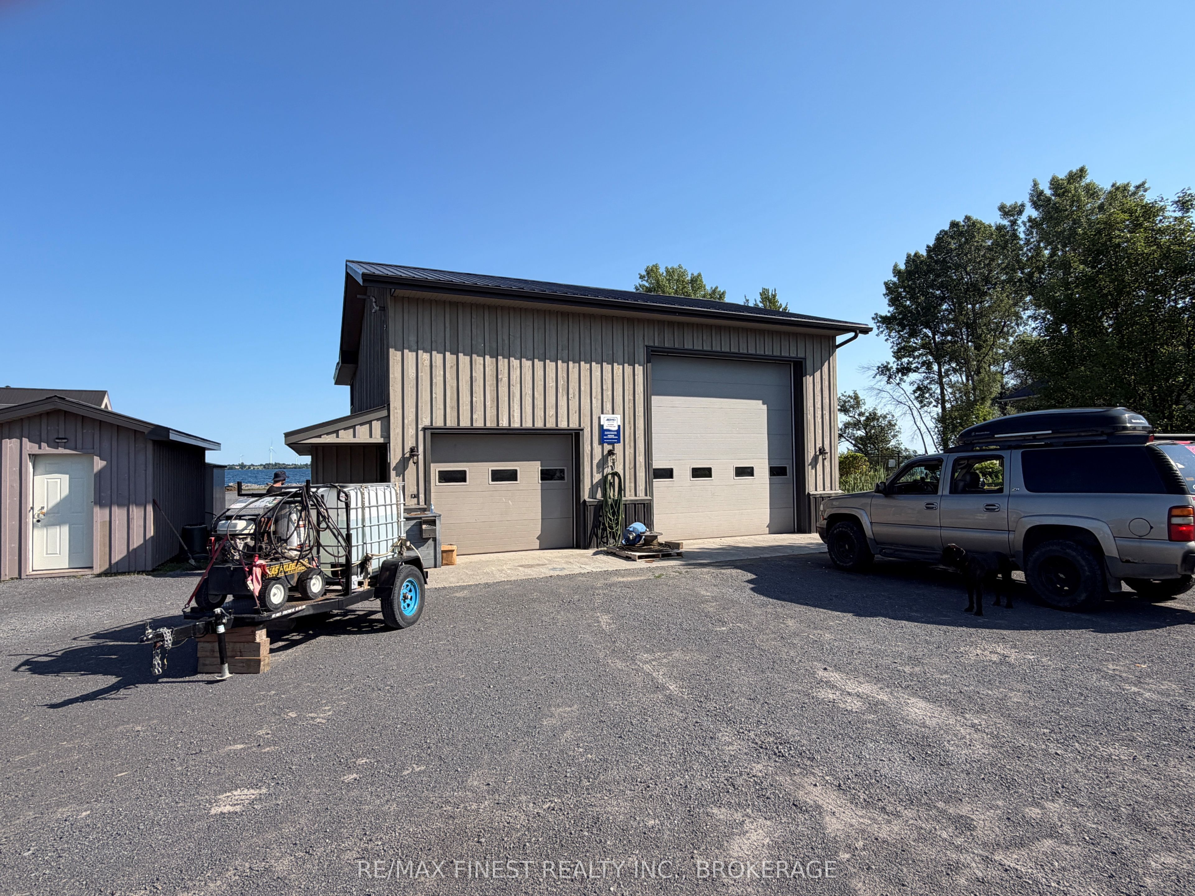 100 Bayshore Drive Property Photo 18