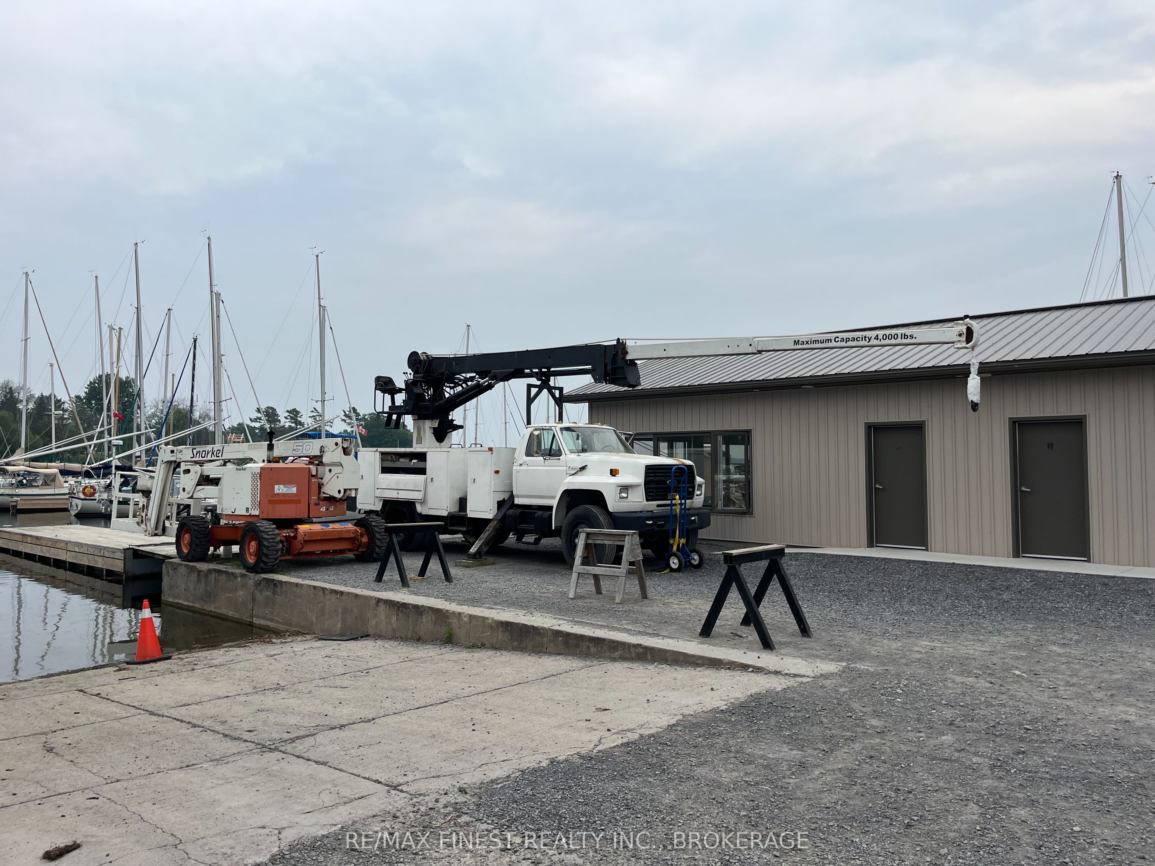 100 Bayshore Drive Property Photo 33
