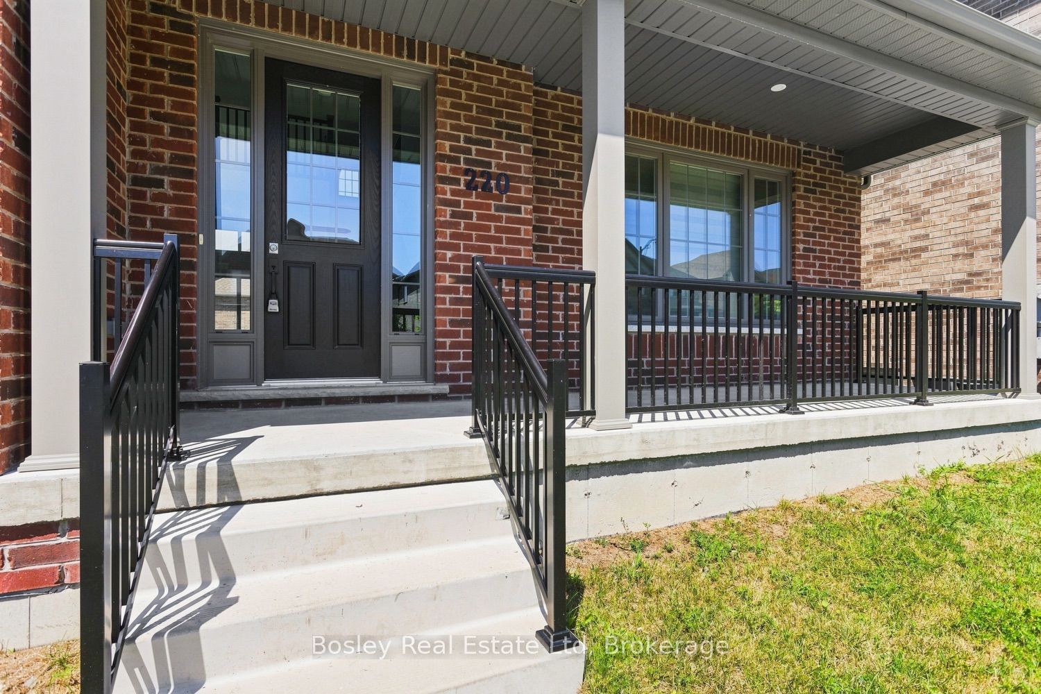 220 Strachan Street Property Photo 7