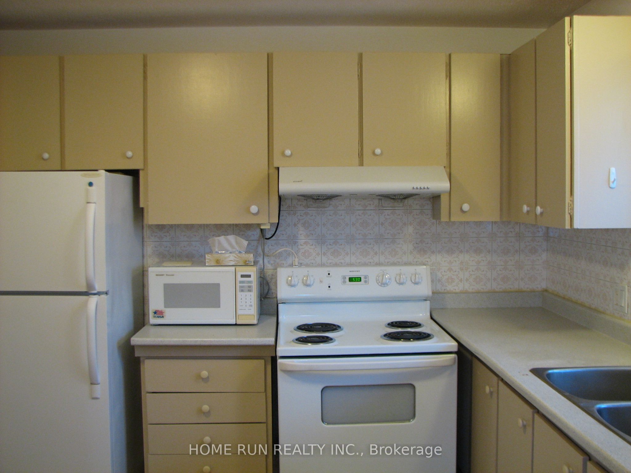 1023 Meadowlands Drive Property Photo 11