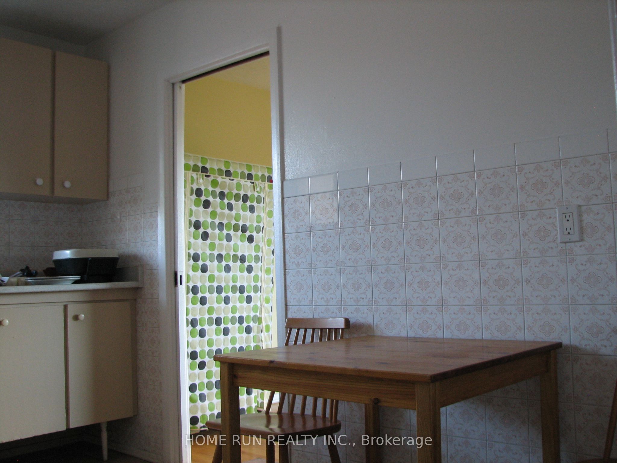 1023 Meadowlands Drive Property Photo 12