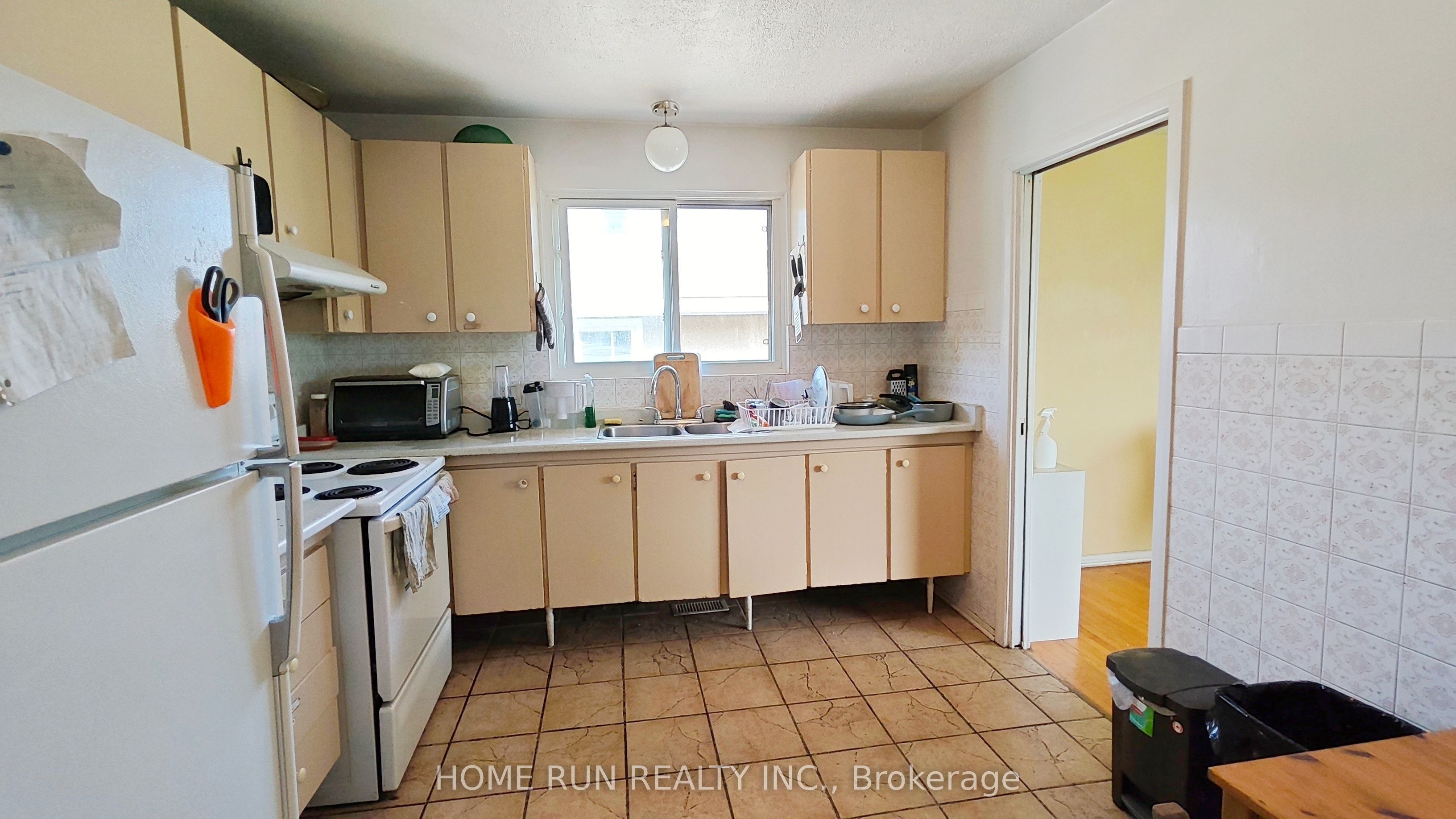 1023 Meadowlands Drive Property Photo 14