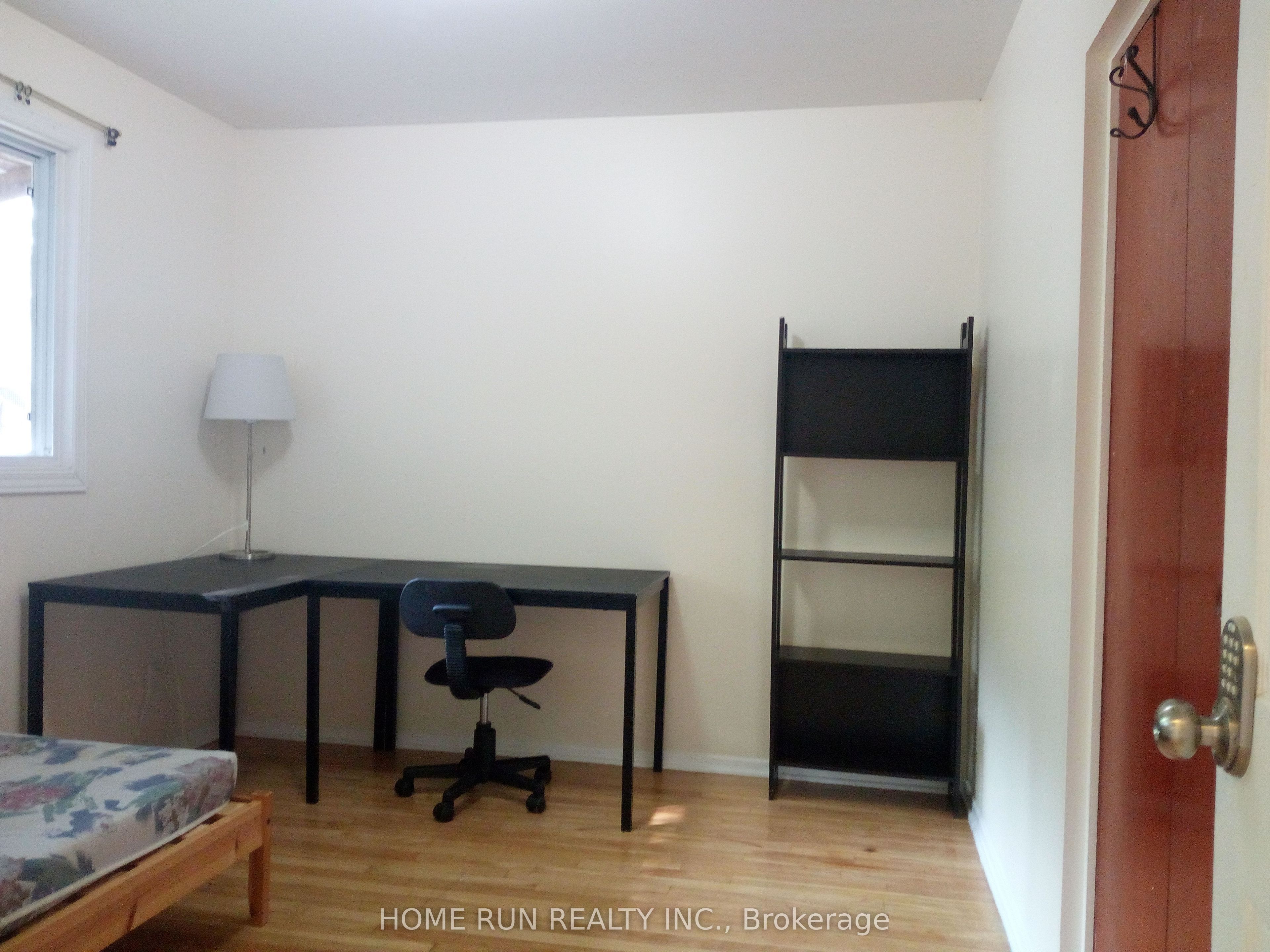 1023 Meadowlands Drive Property Photo 18