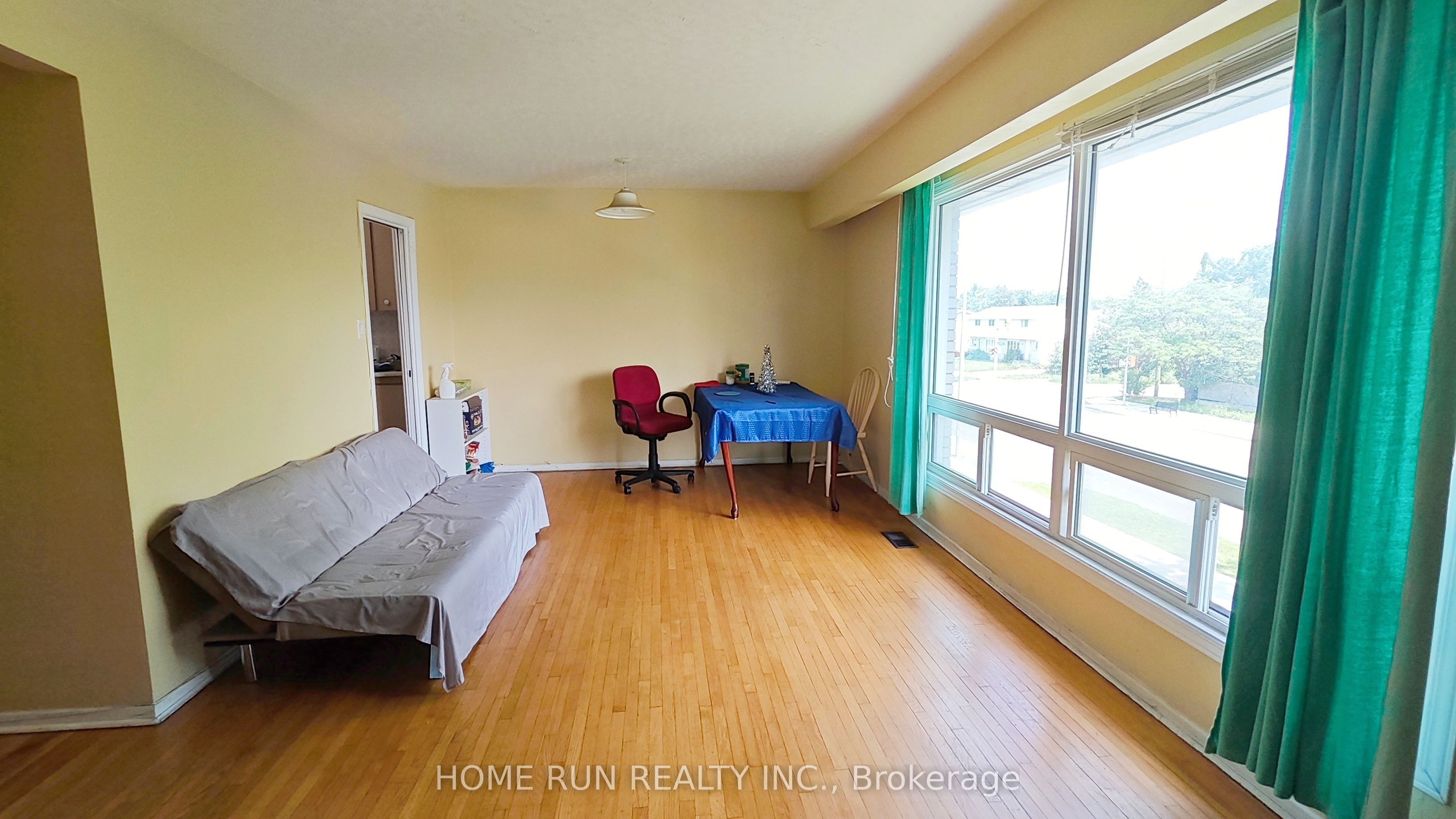 1023 Meadowlands Drive Property Photo 27