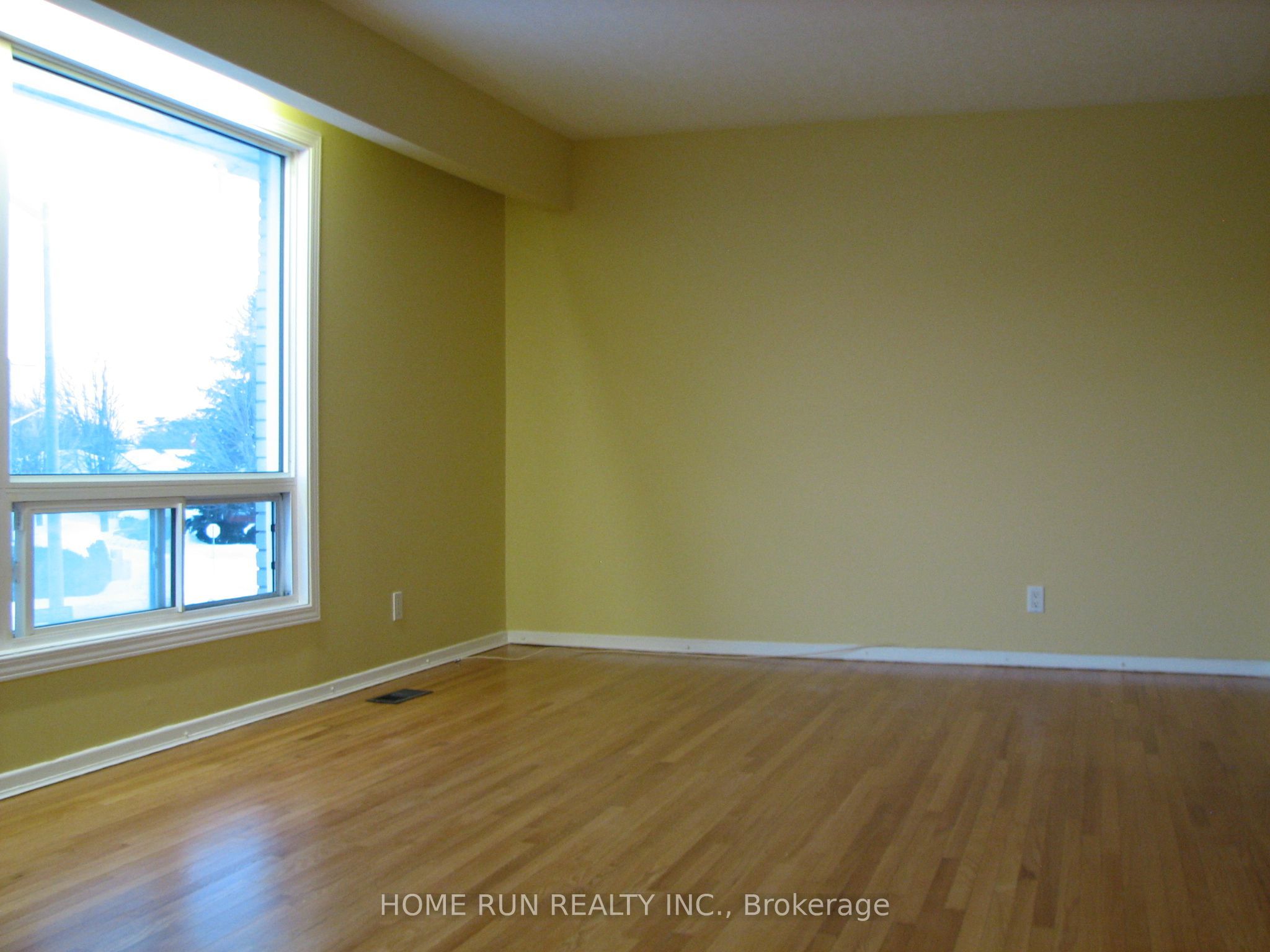1023 Meadowlands Drive Property Photo 28
