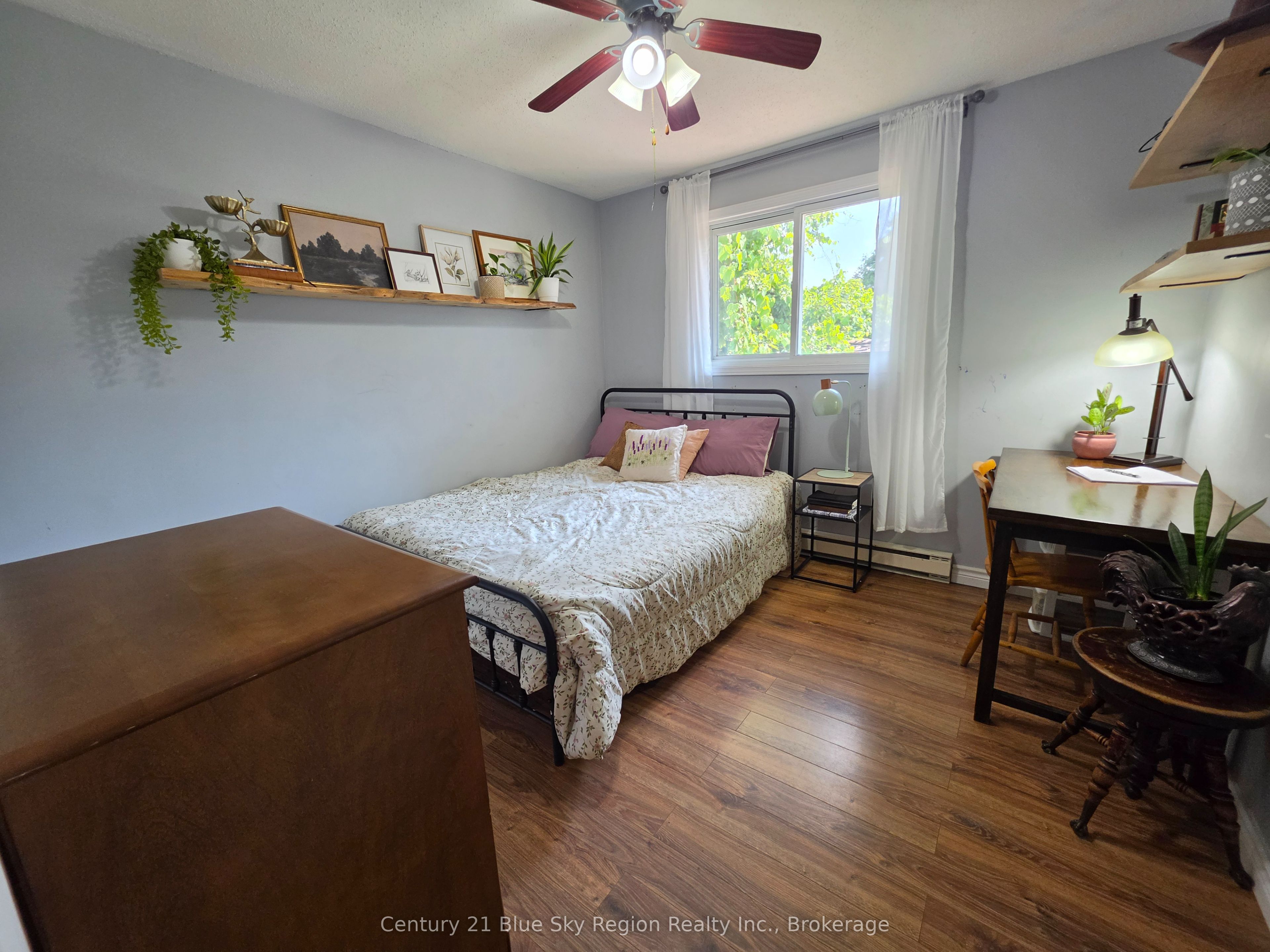 324 King Street Property Photo 11