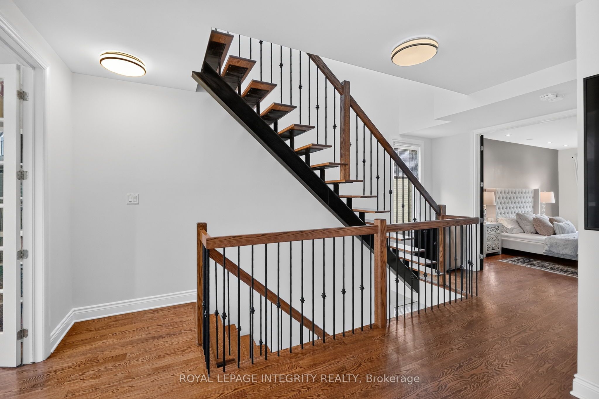 812 Petra Private Property Photo 31