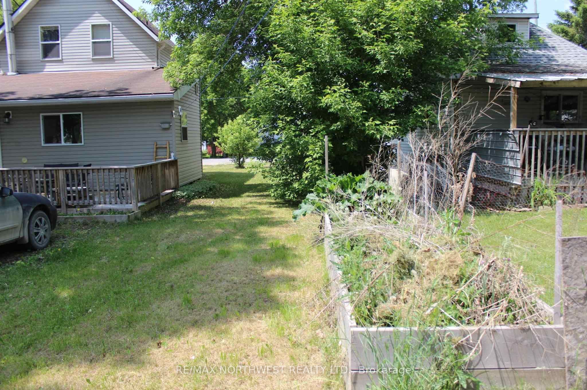 212 Fifth St Property Photo 6