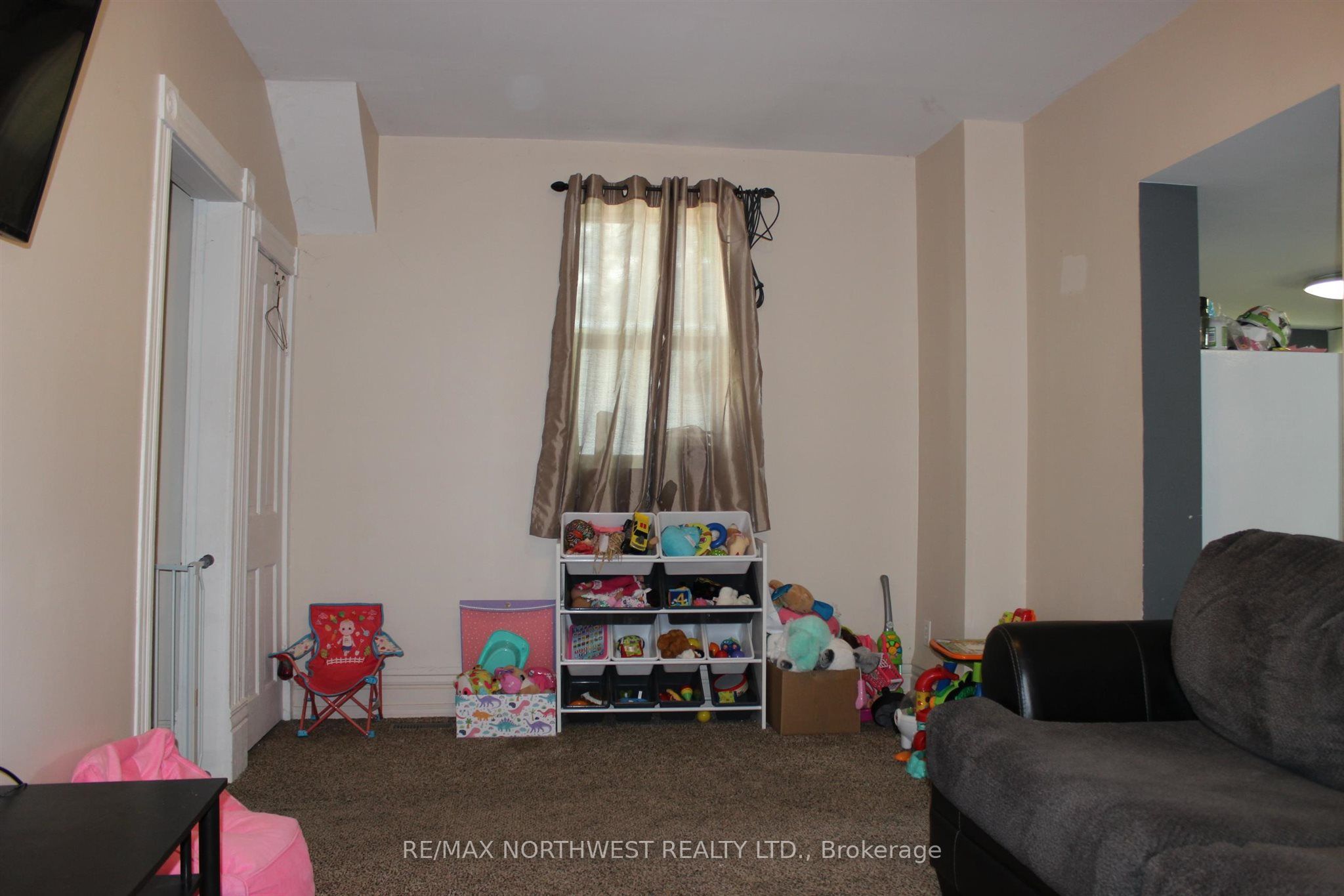 212 Fifth St Property Photo 17