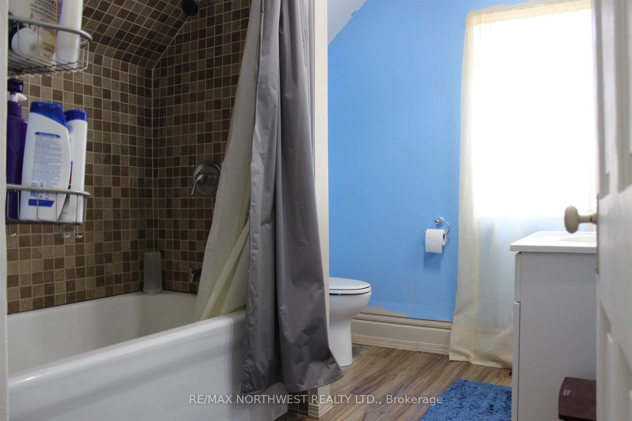 212 Fifth St Property Photo 28