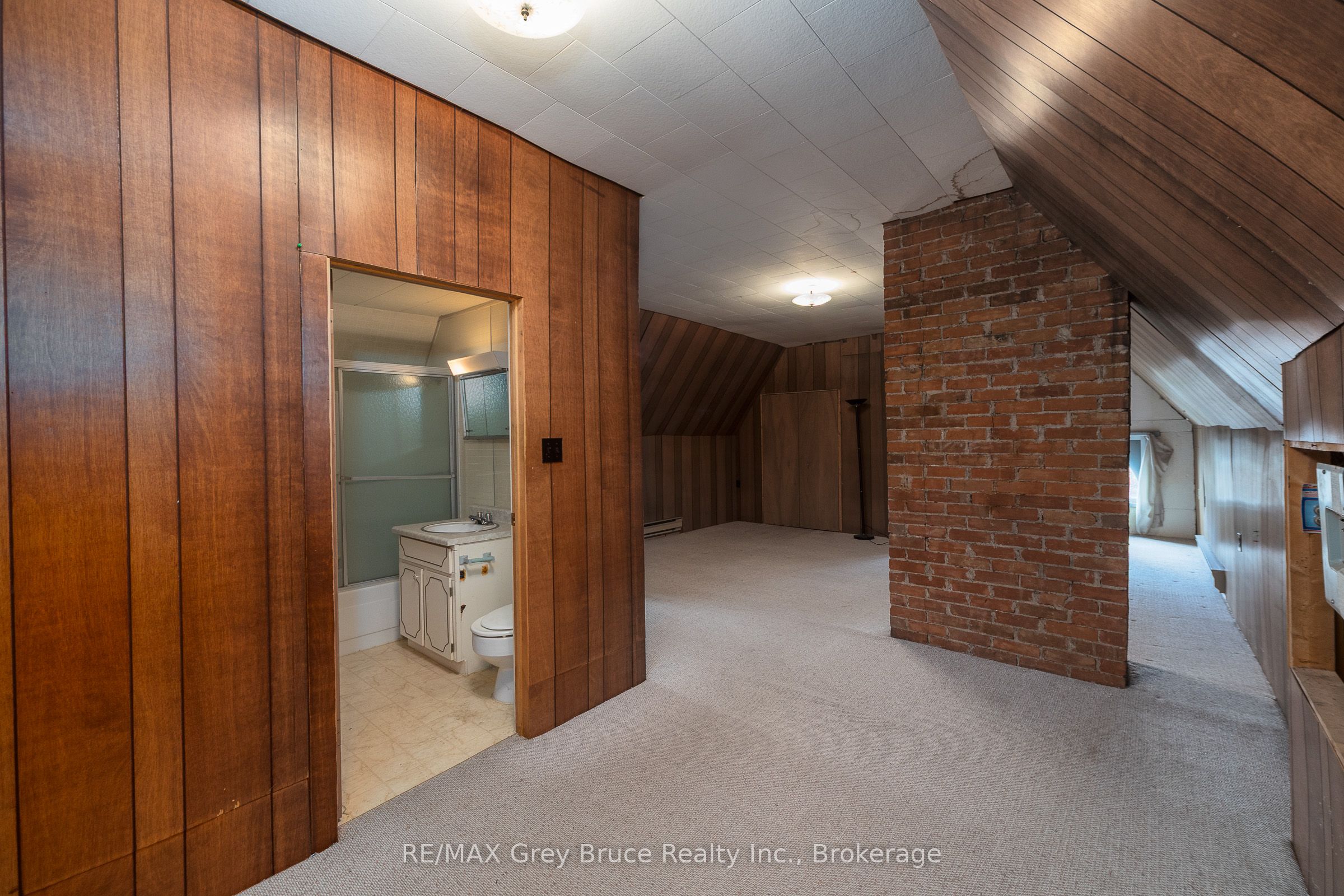 1178 4th Avenue W Property Photo 25