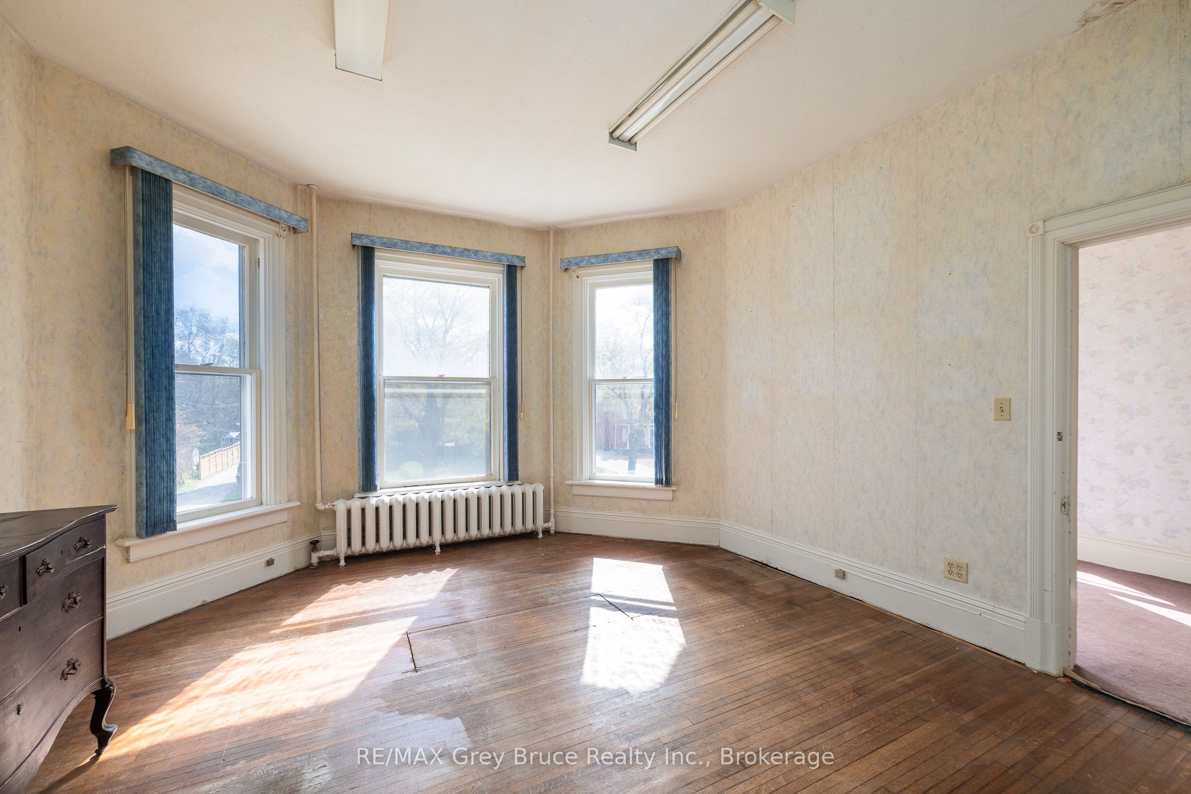 1178 4th Avenue W Property Photo 33