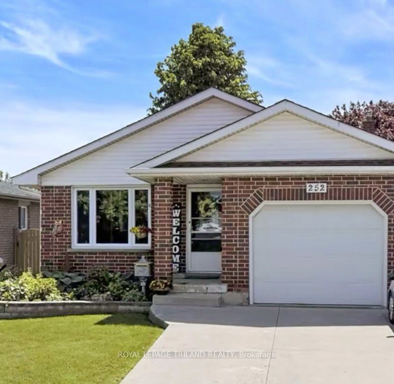252 Josselyn Drive Property Photo 1